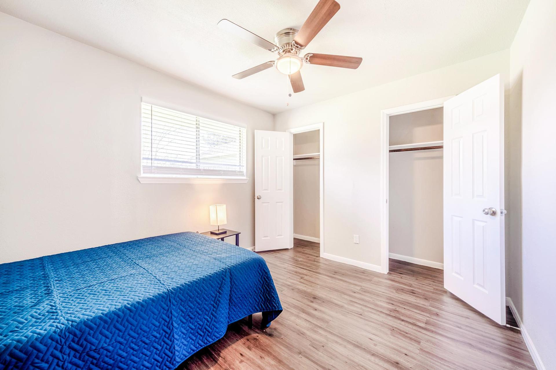 bedroom, detected: bed, fan