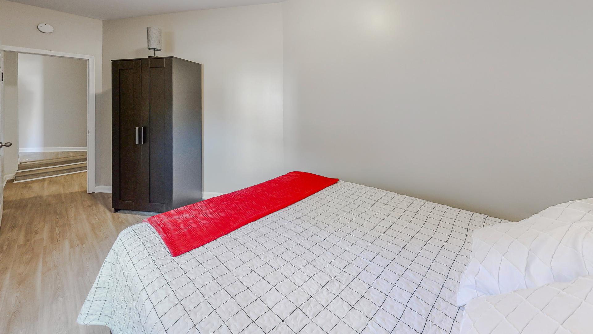 bedroom, detected: bed