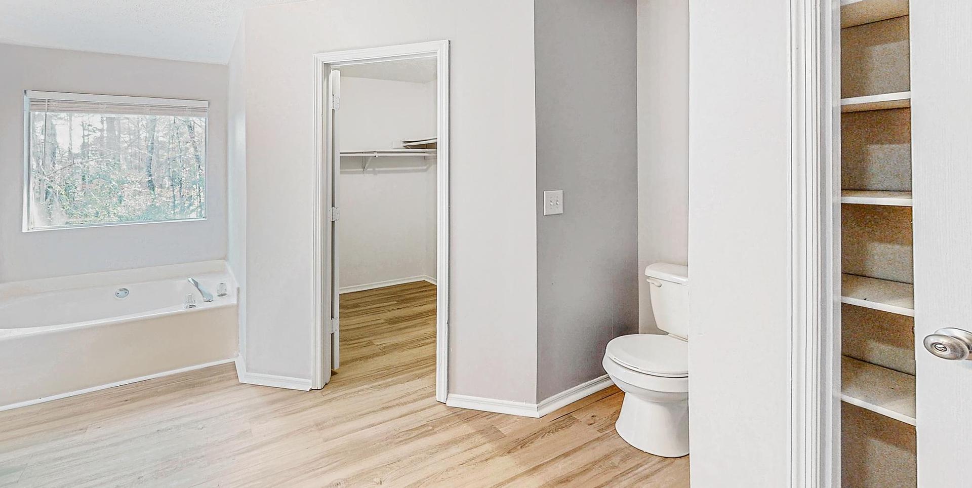 Bathroom(s)