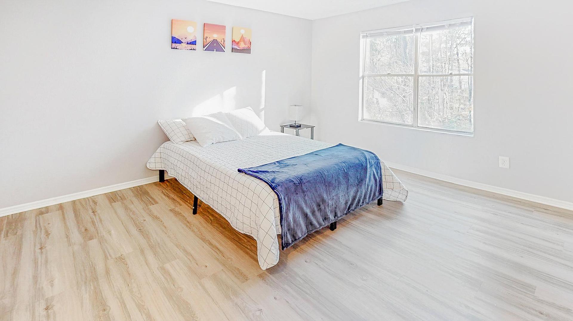 bedroom, detected: bed