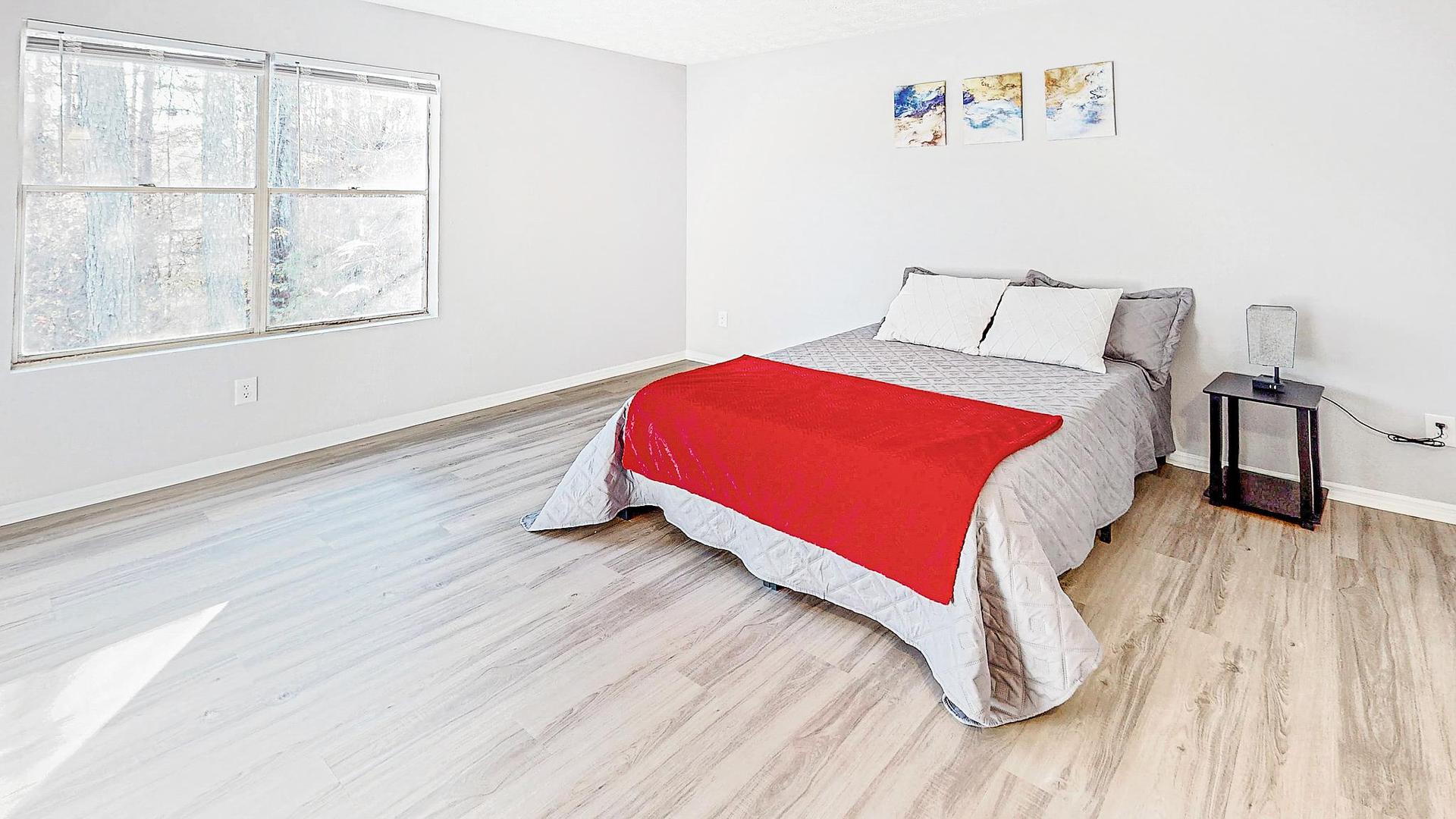 bedroom, detected: bed