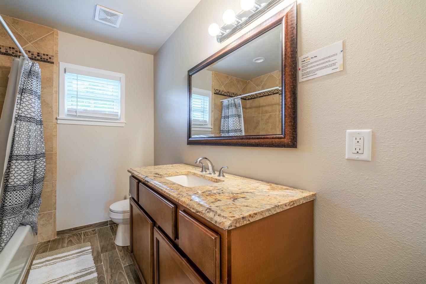 Bathroom(s)
