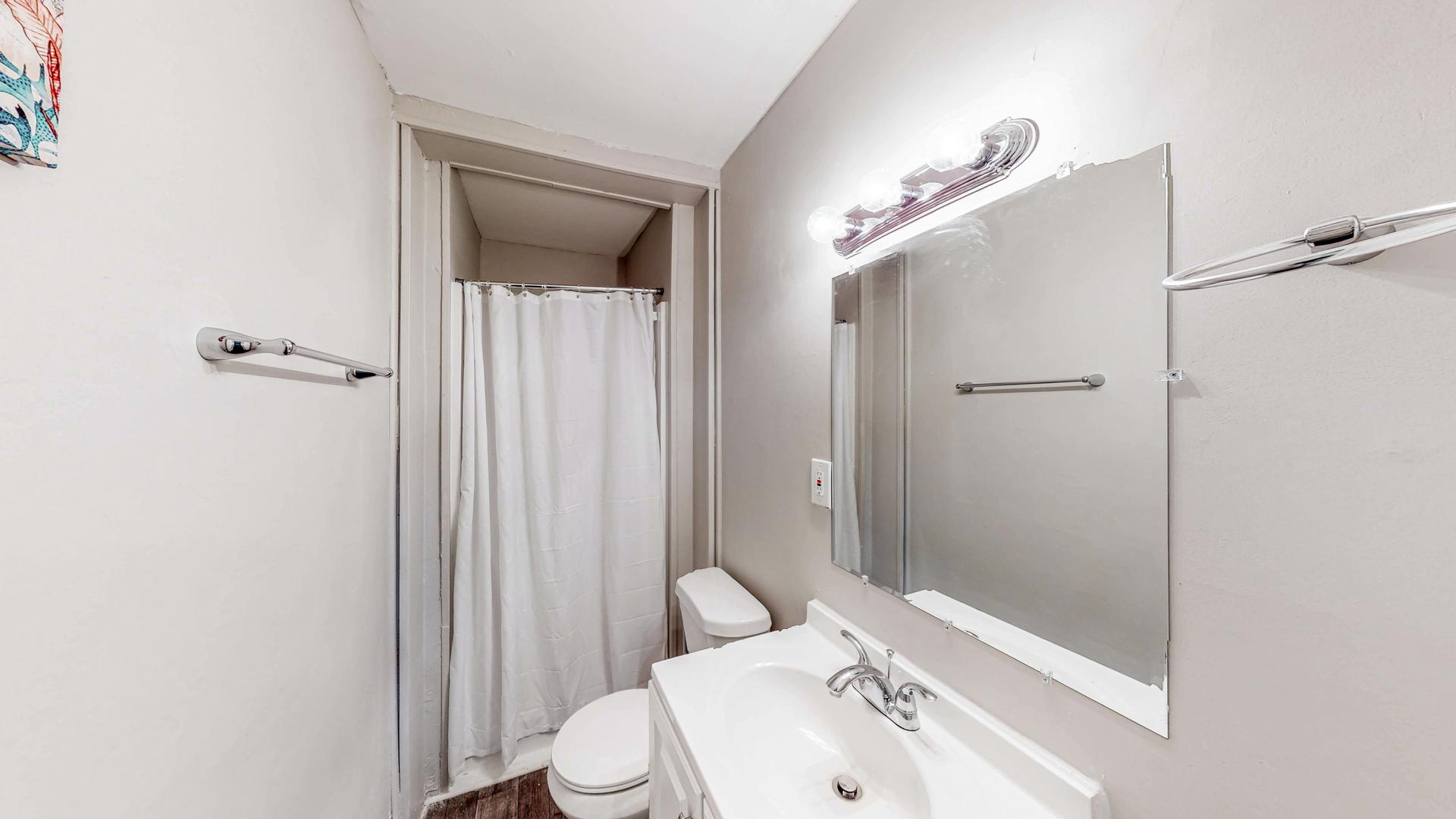 bathroom, detected: