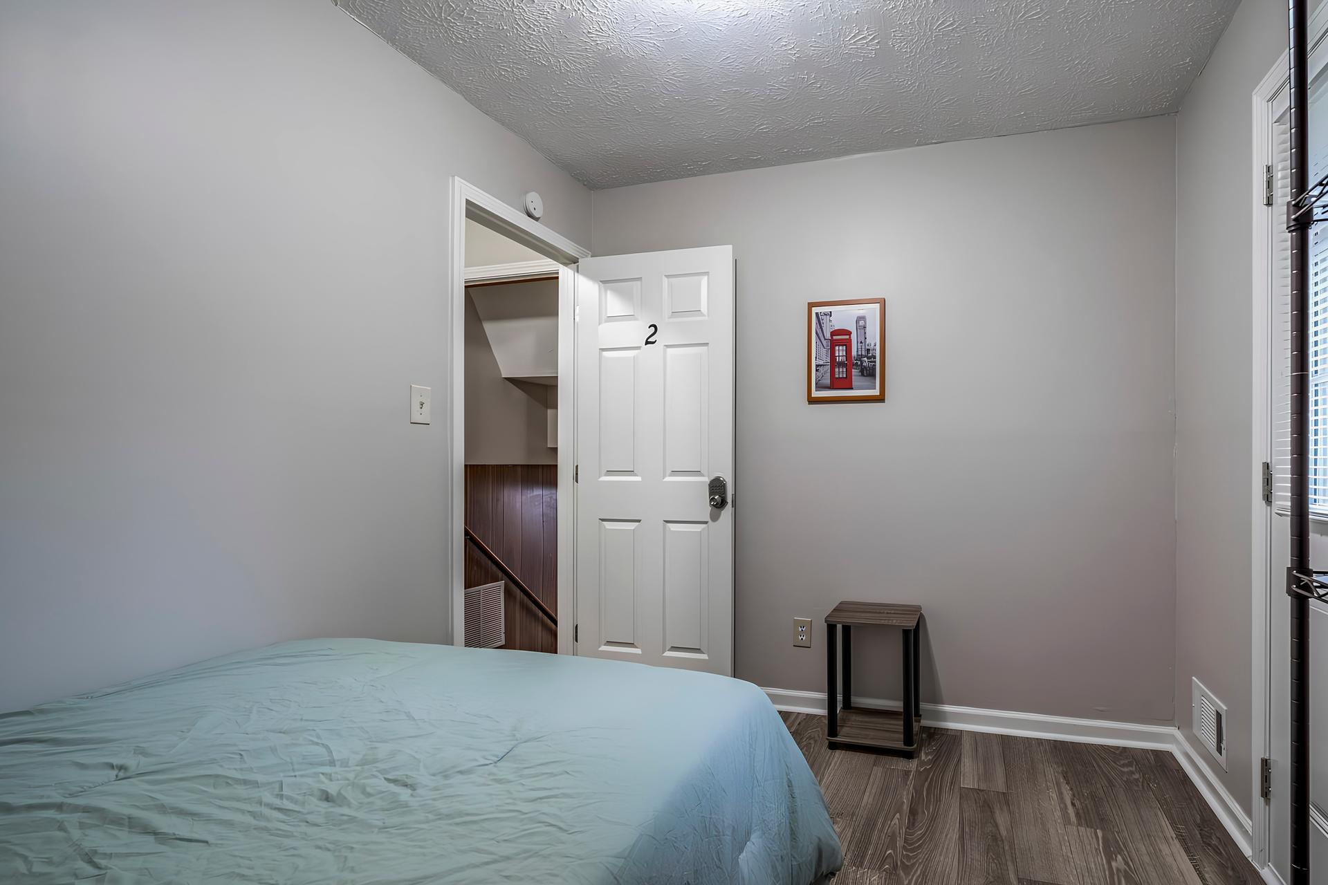 bedroom, detected:bed