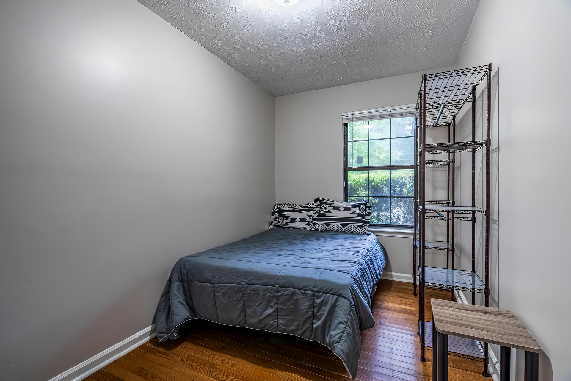 bedroom, detected:bed