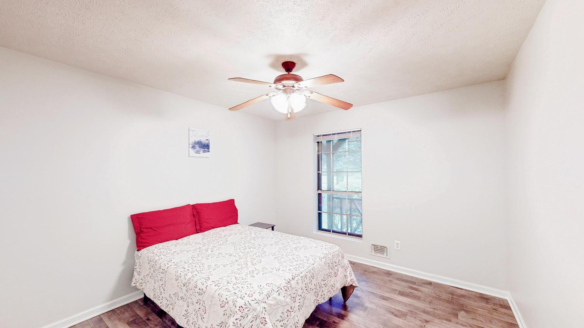 bedroom, detected: bed, fan