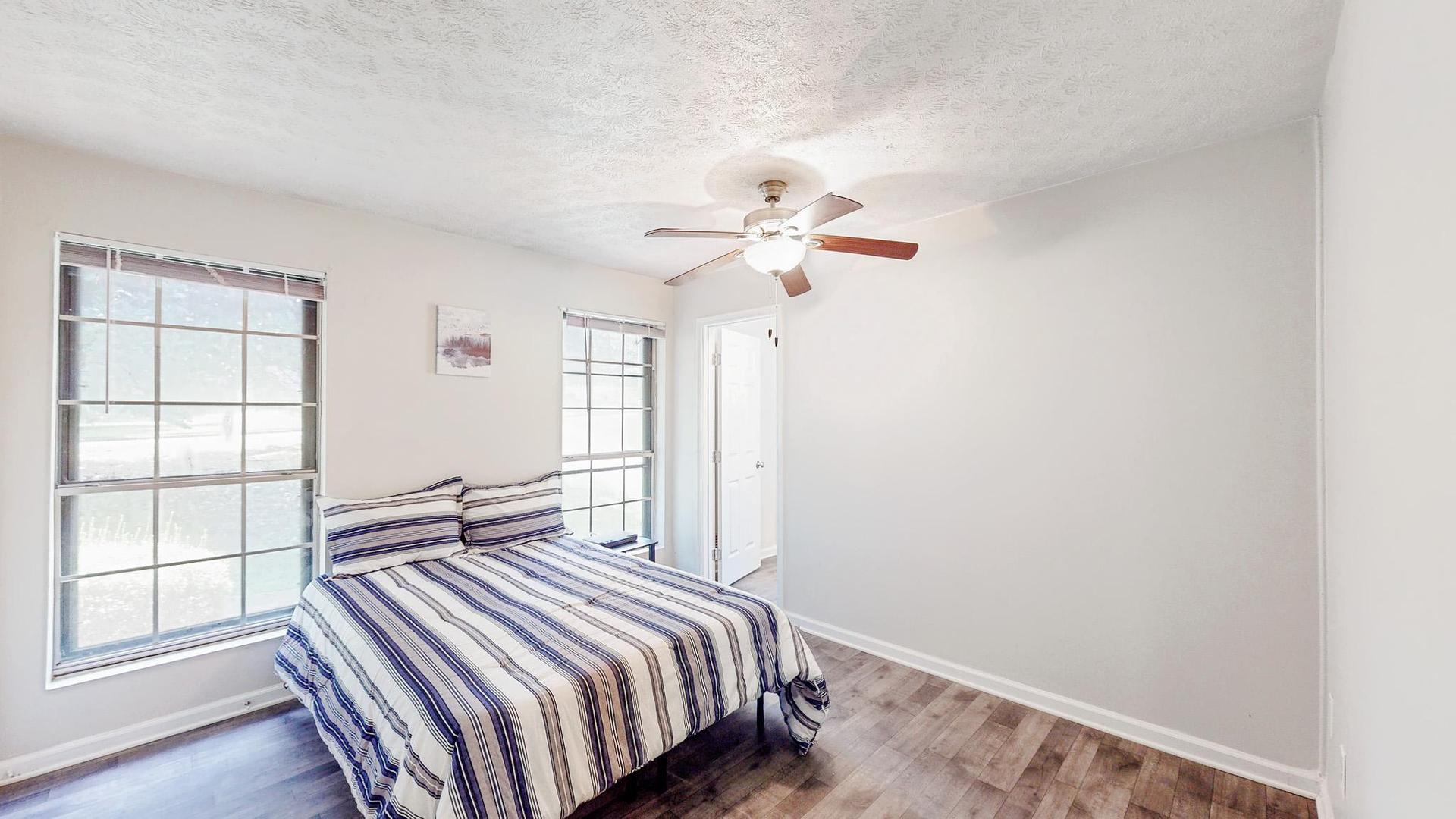bedroom, detected: bed, fan