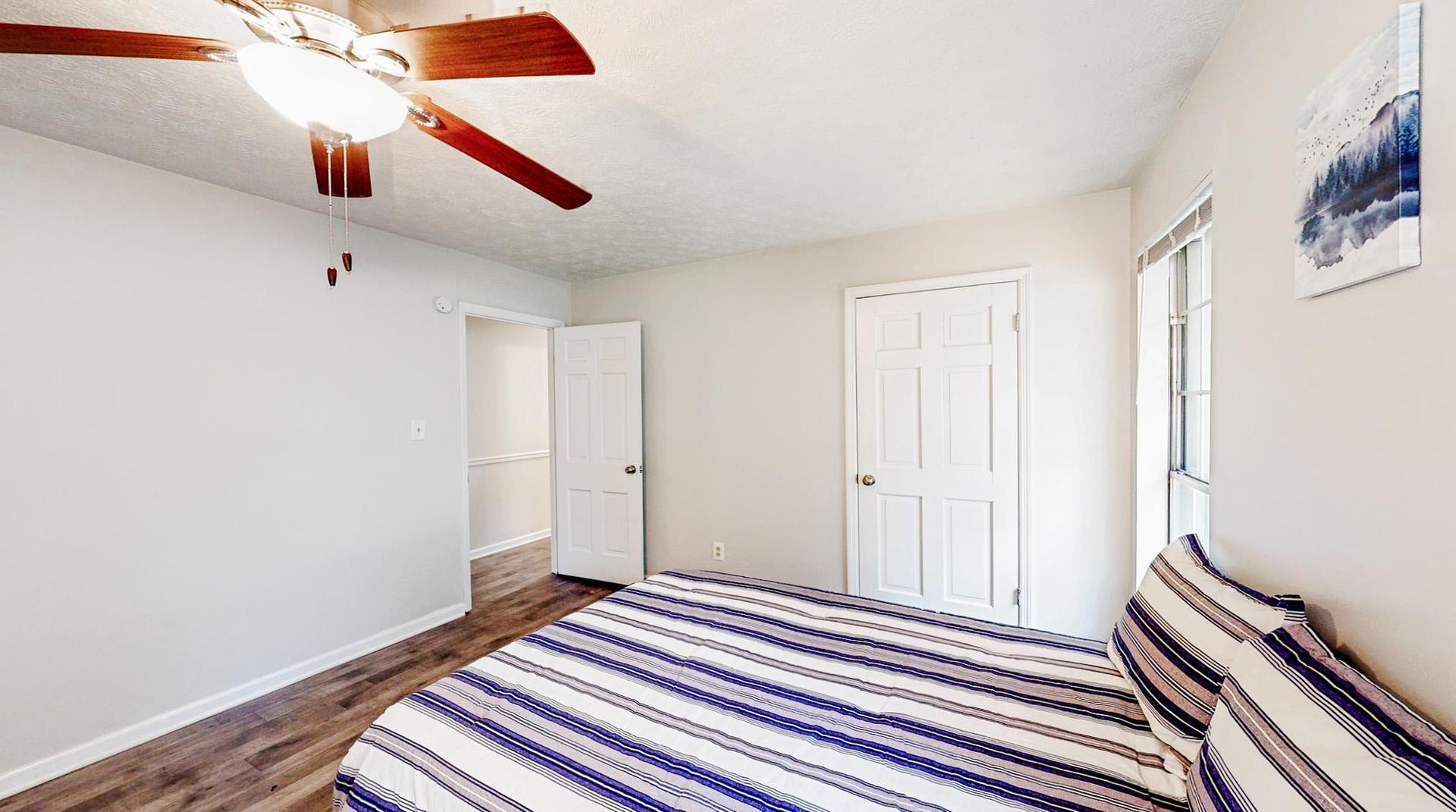 bedroom, detected: bed, fan