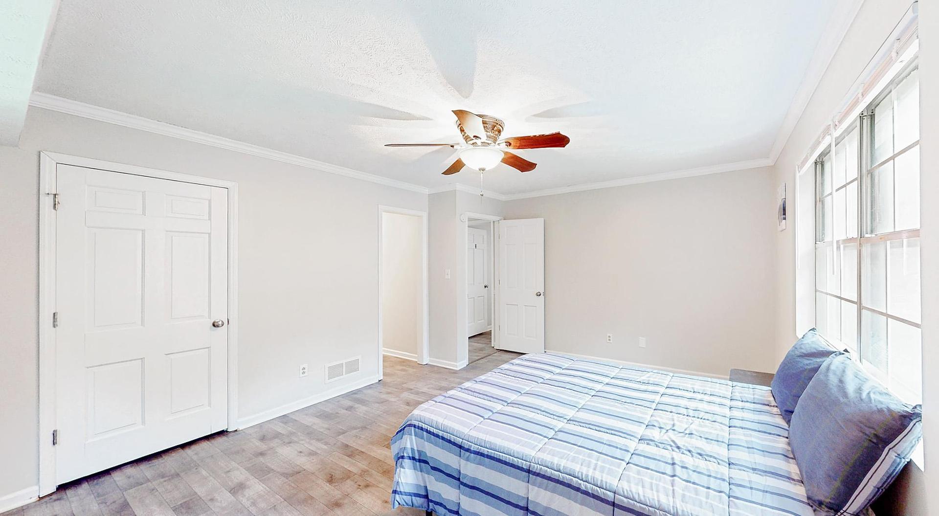 bedroom, detected: bed, fan