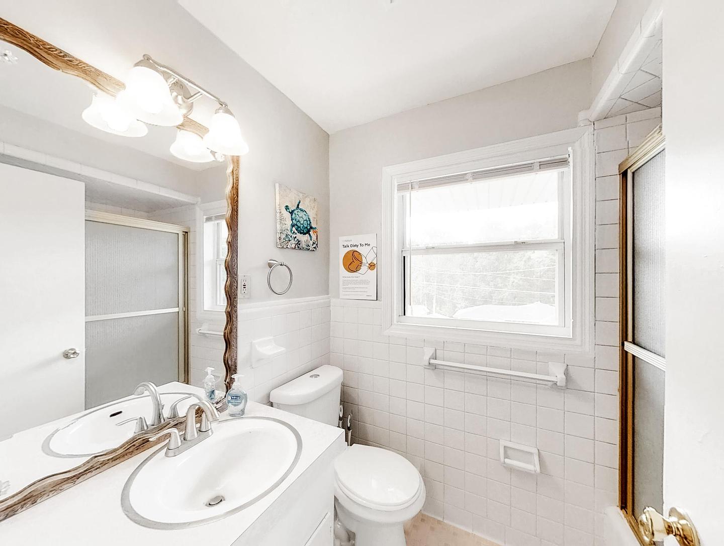 Bathroom(s)