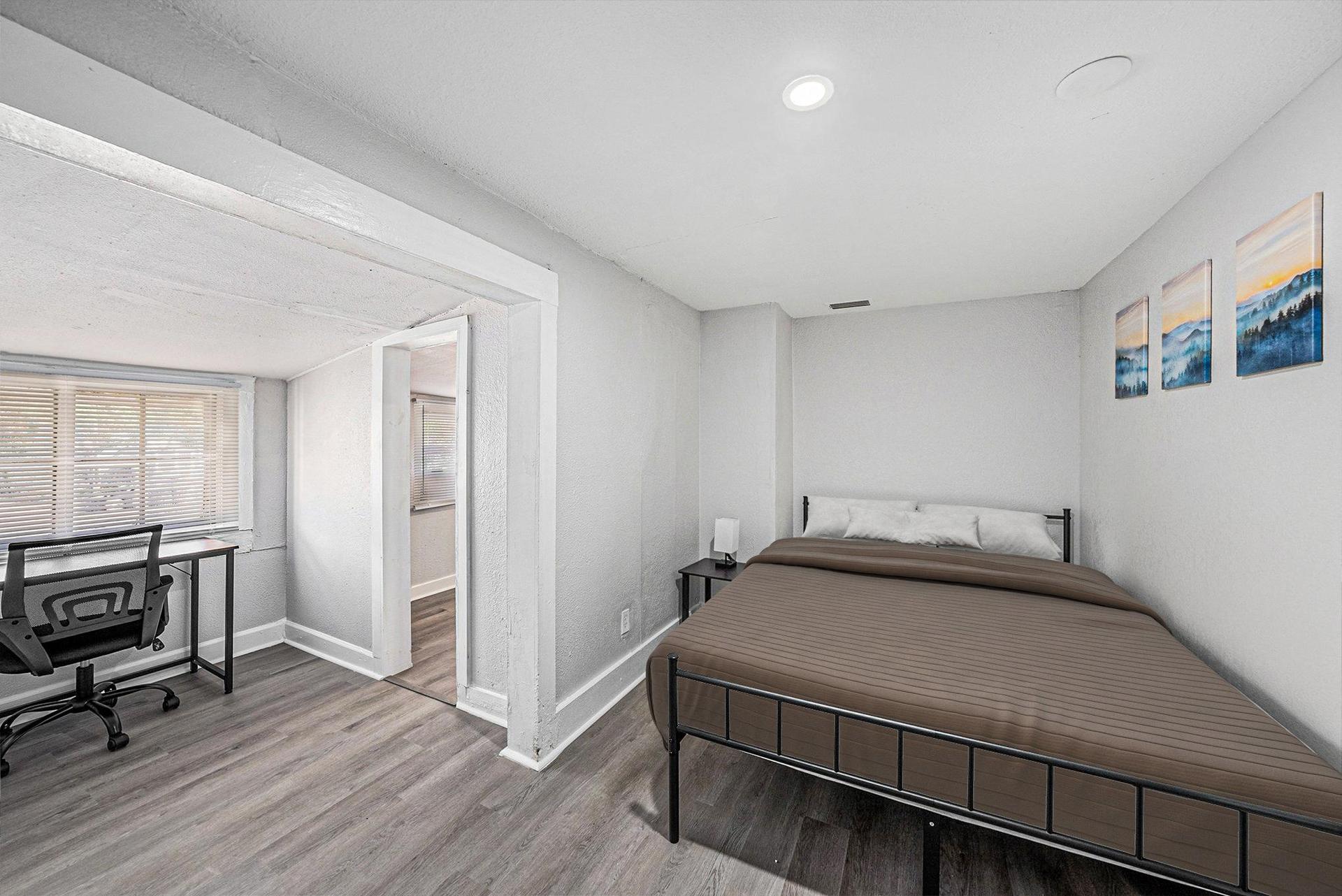 Disclaimer: This photo has been staged. Not all furnishings seen will be provided.