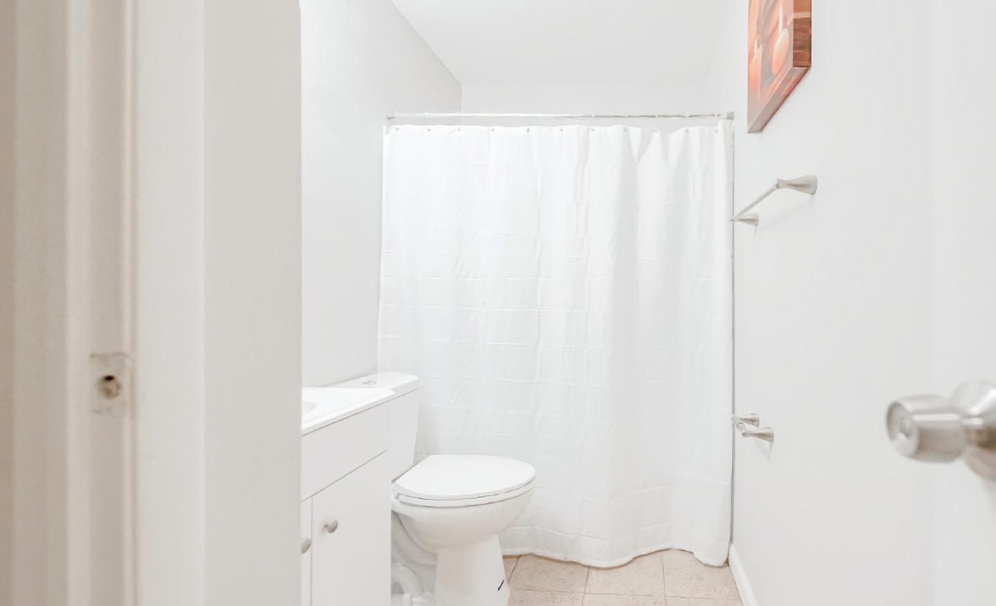 Bathroom(s)