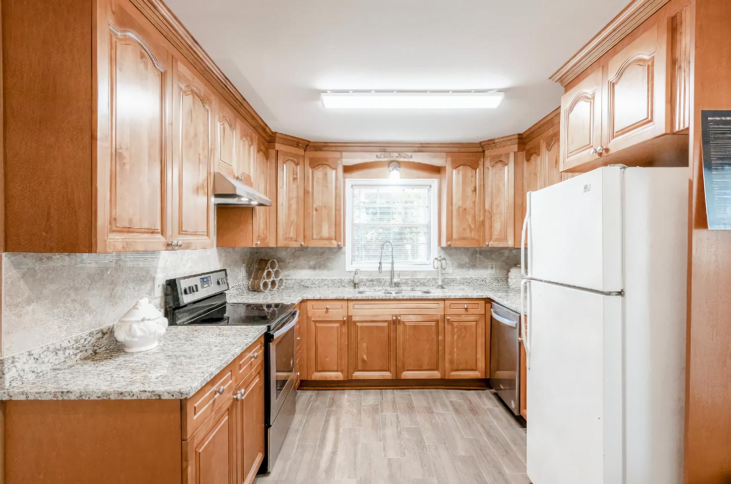 Common spaces including the kitchen