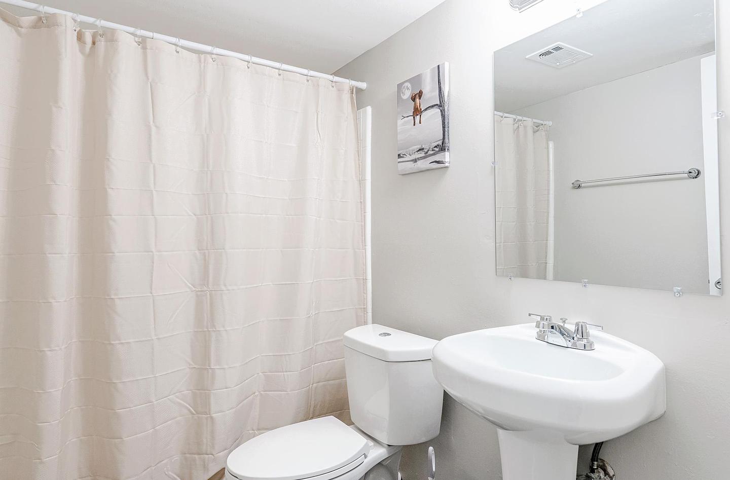 Bathroom(s)
