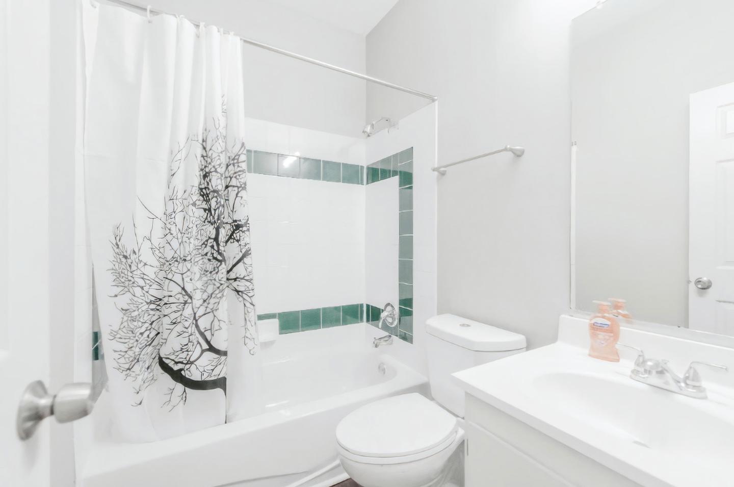Bathroom(s)