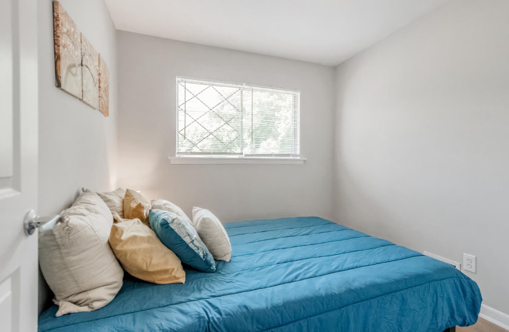 bedroom, detected: bed