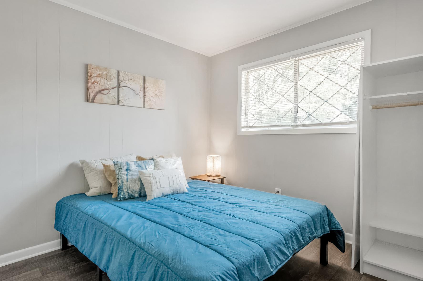 bedroom, detected: bed