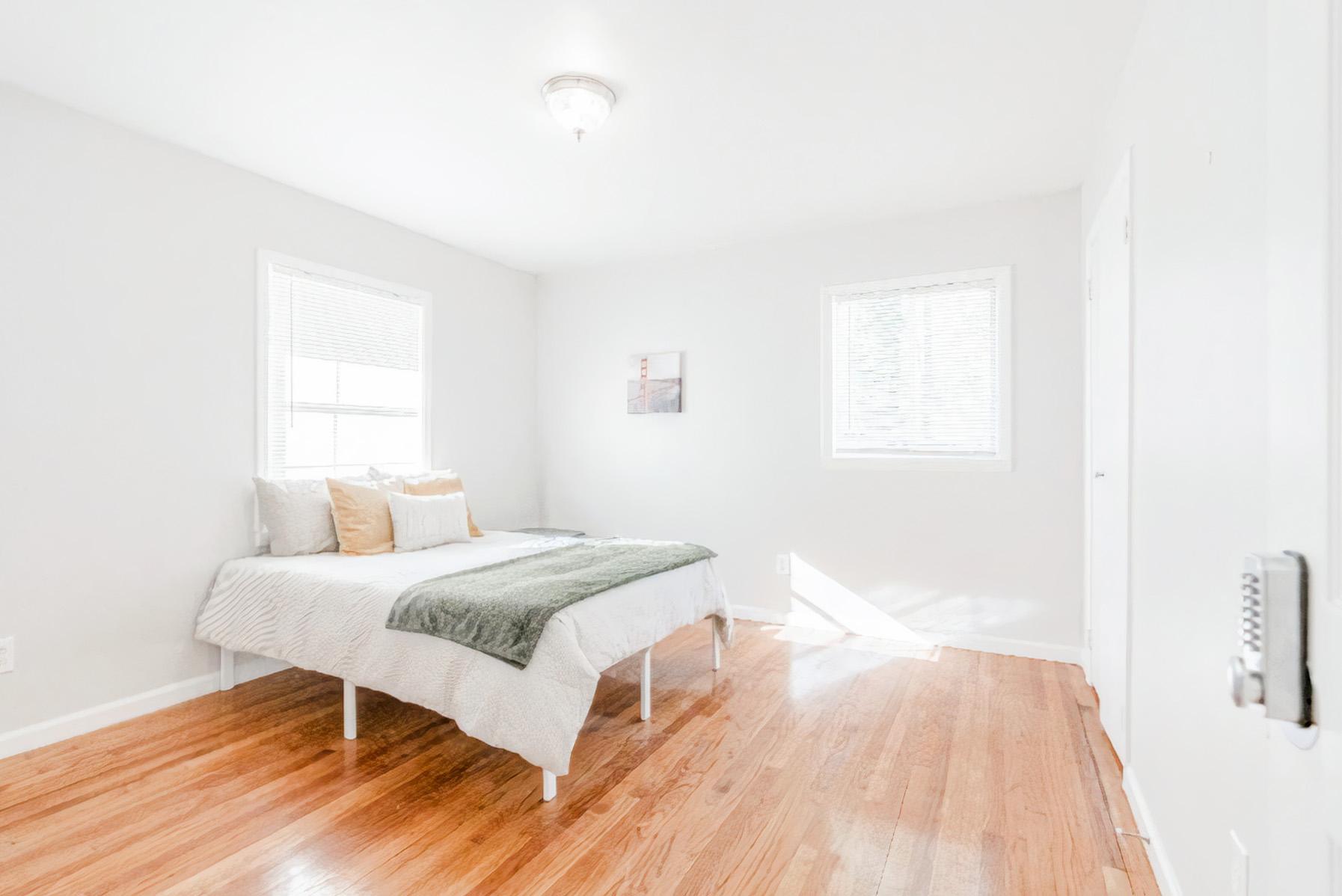 Bright and neutral oasis