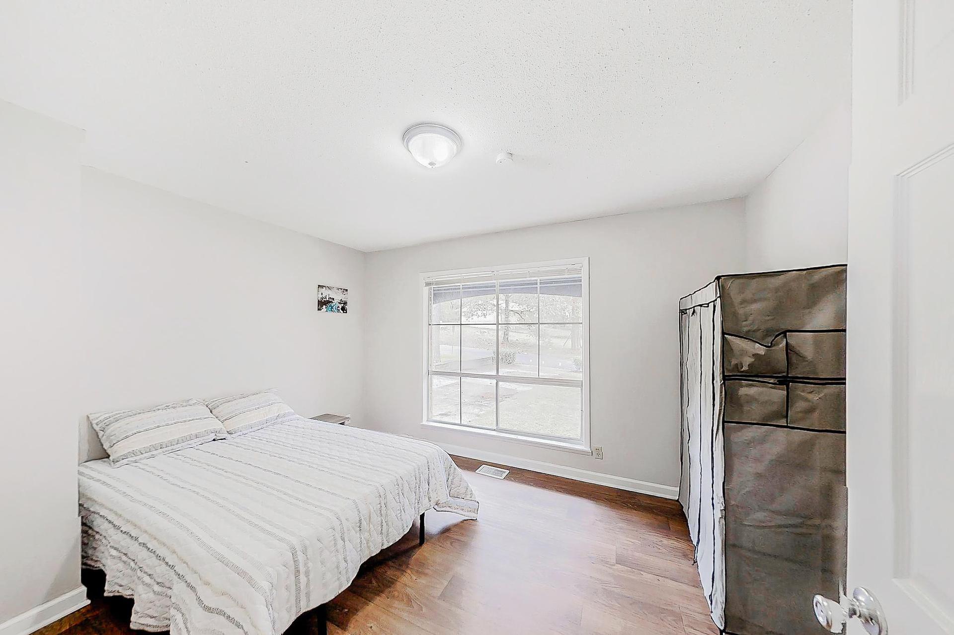 bedroom, detected: bed