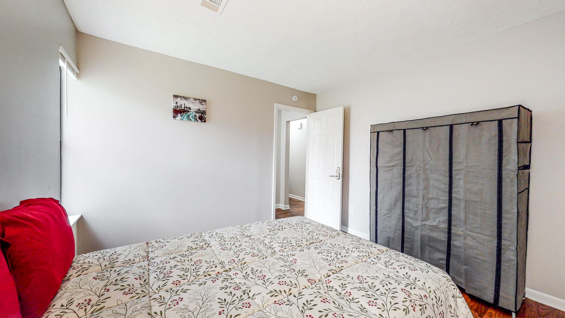 bedroom, detected: bed