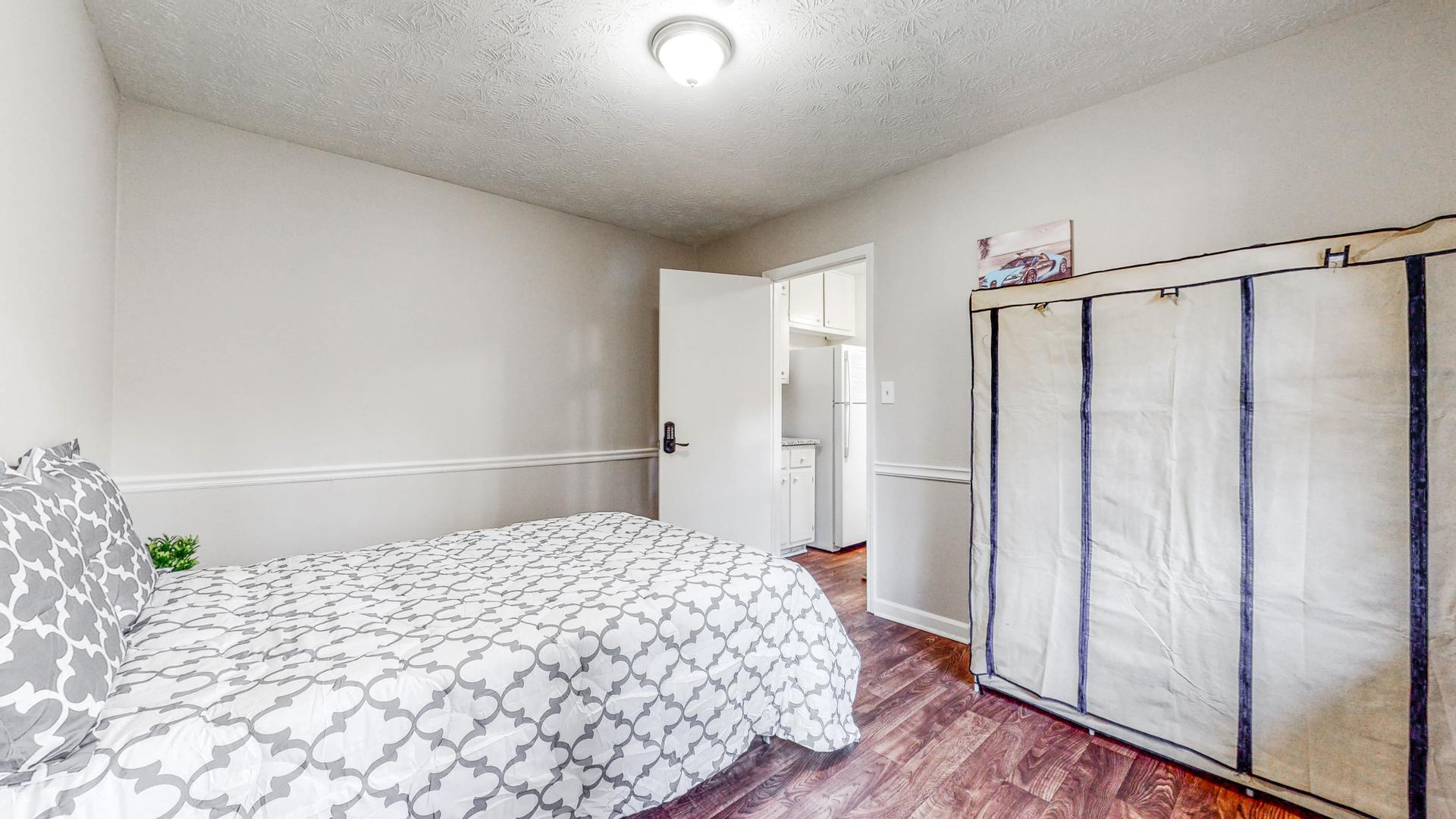 bedroom, detected: bed