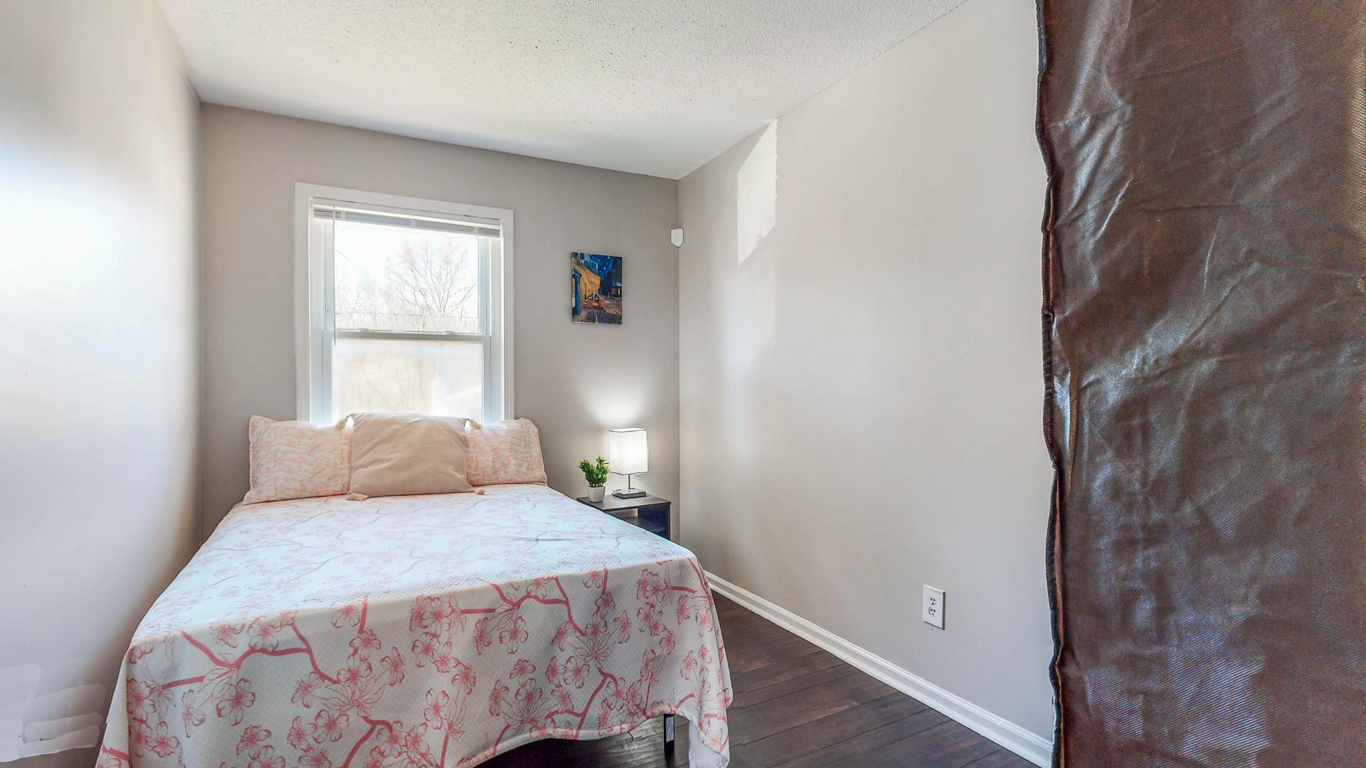 bedroom, detected: bed