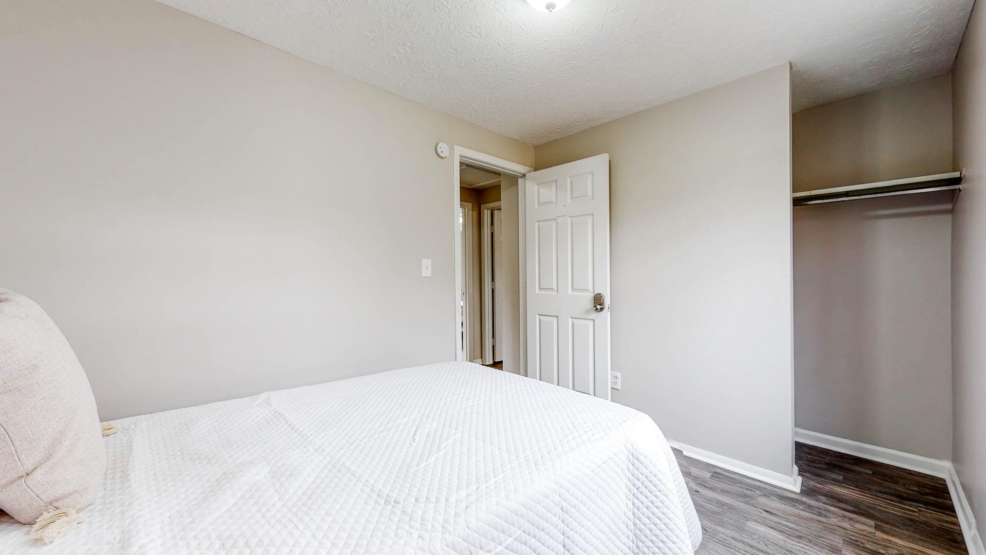 bedroom, detected: bed