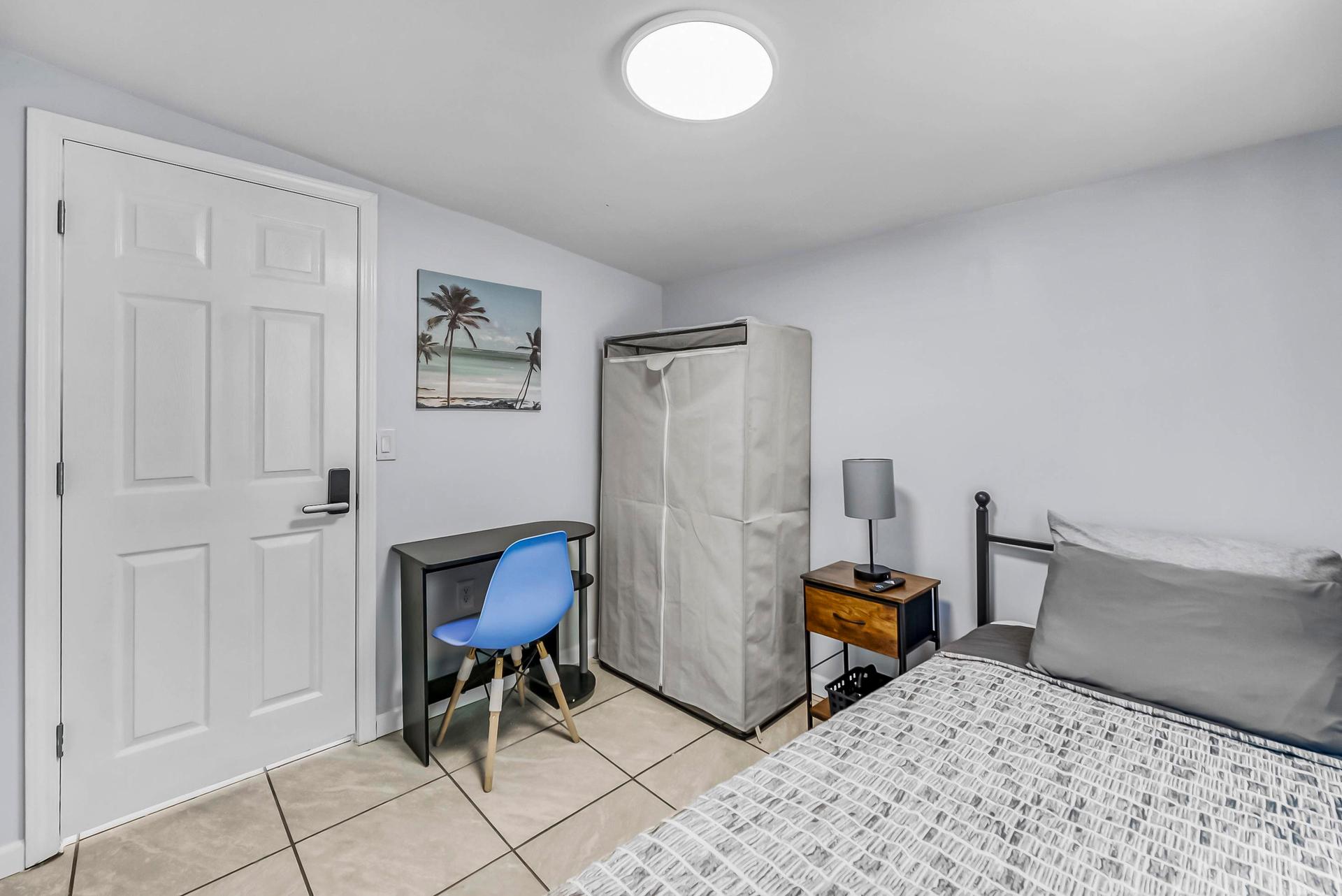 bedroom, detected:bed