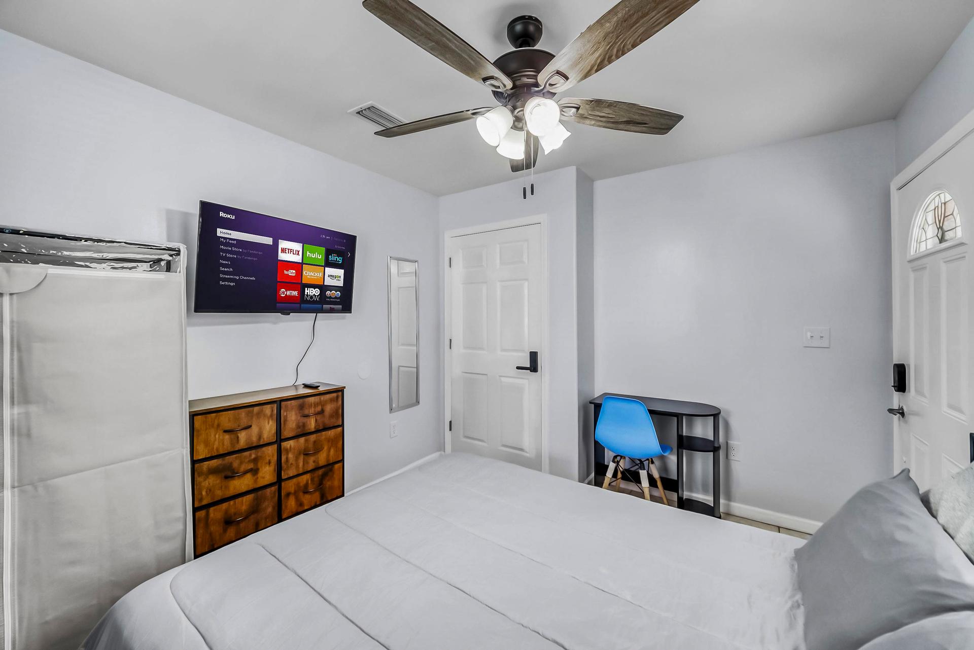 bedroom, detected:bed, ceiling fan