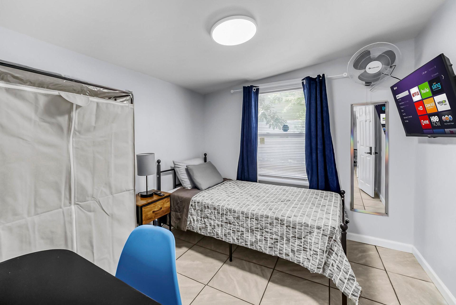 bedroom, detected:bed