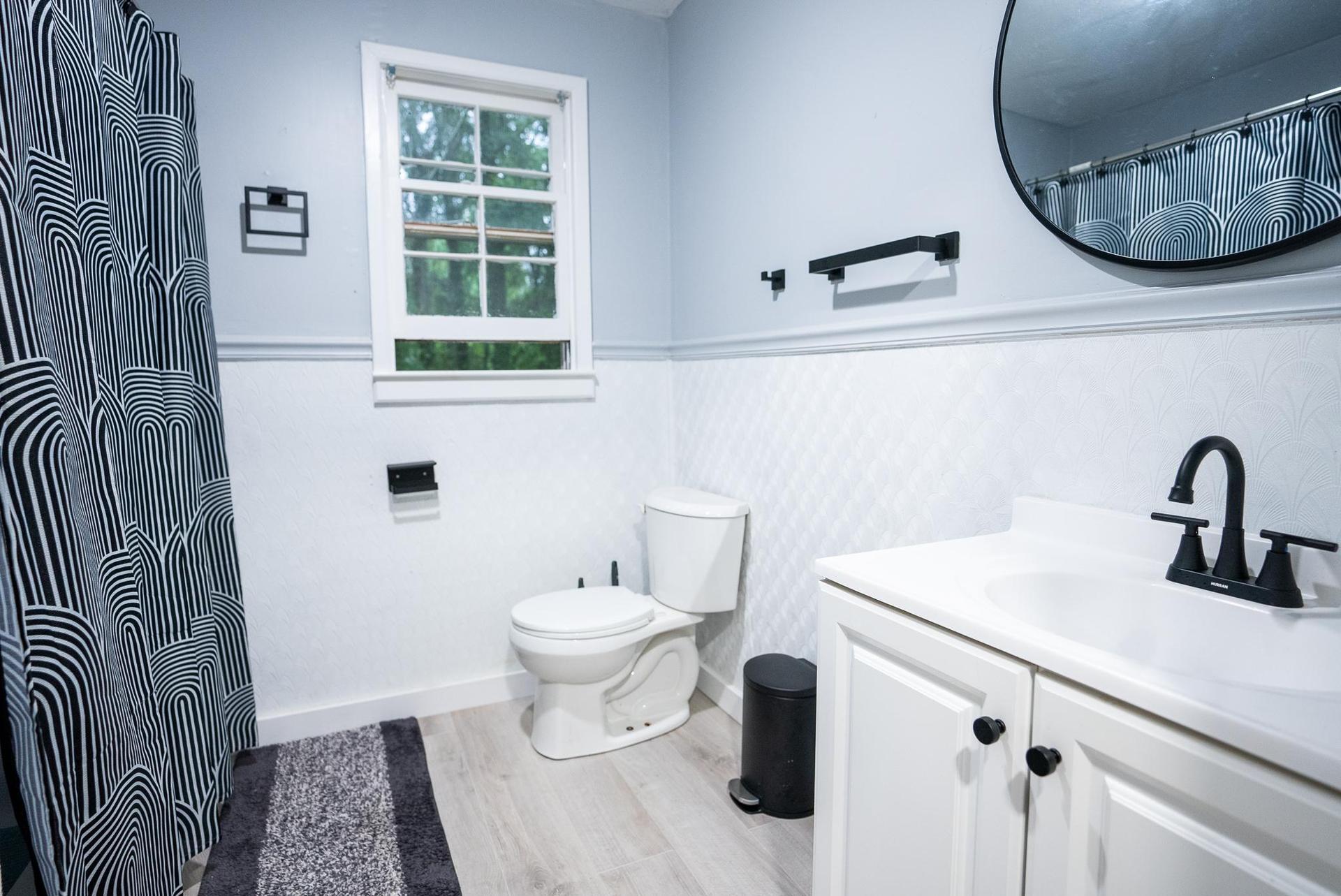 New fixtures and new floors!