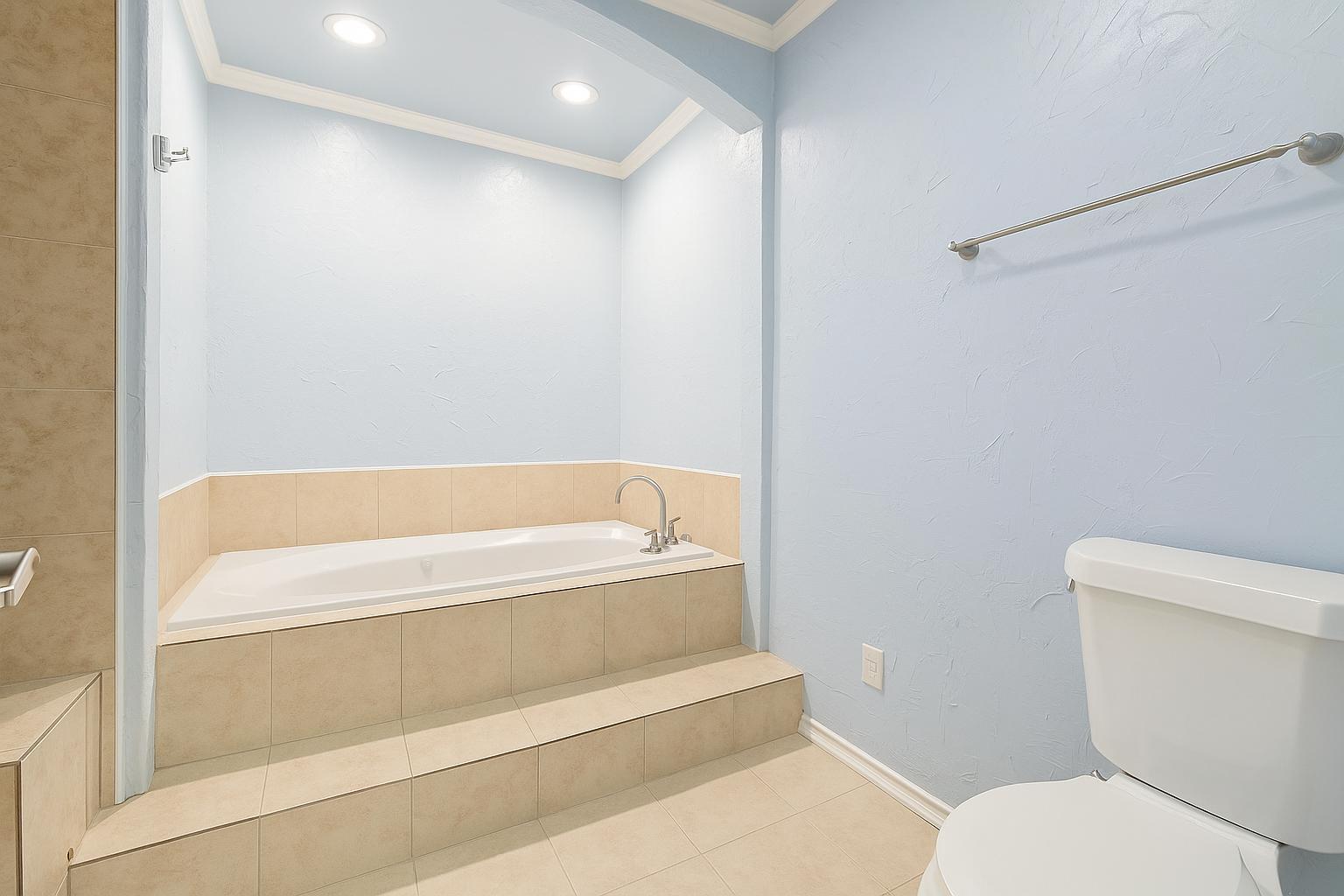 (Bathroom A) Downstairs - full bath