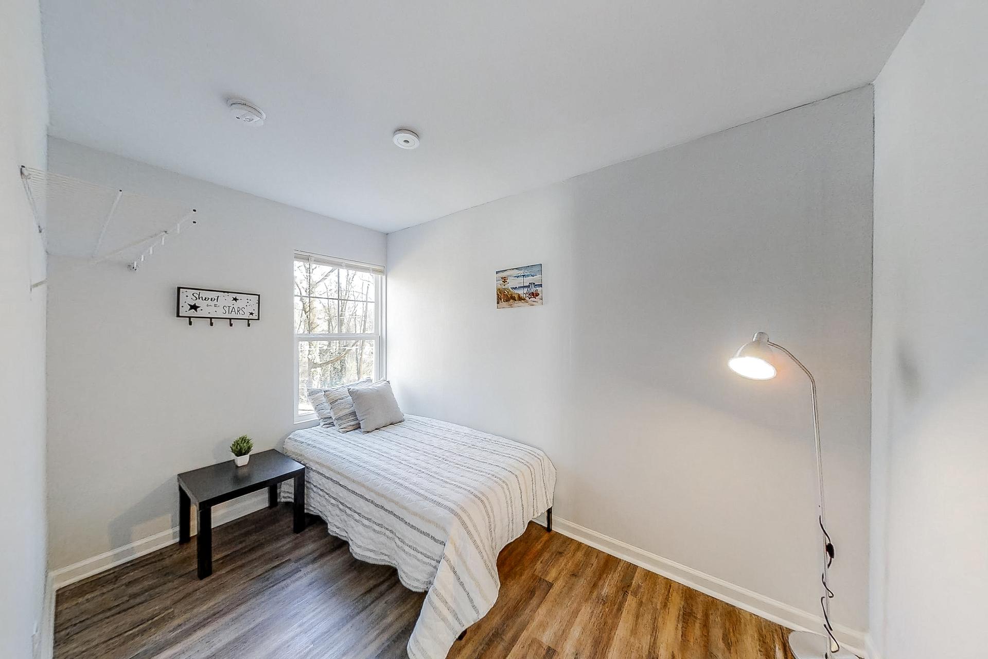 bedroom, detected: bed