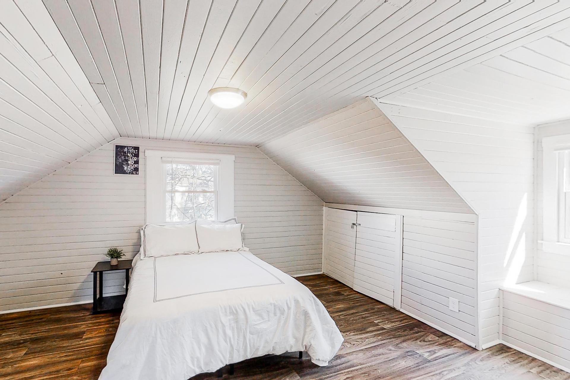 bedroom, detected: bed