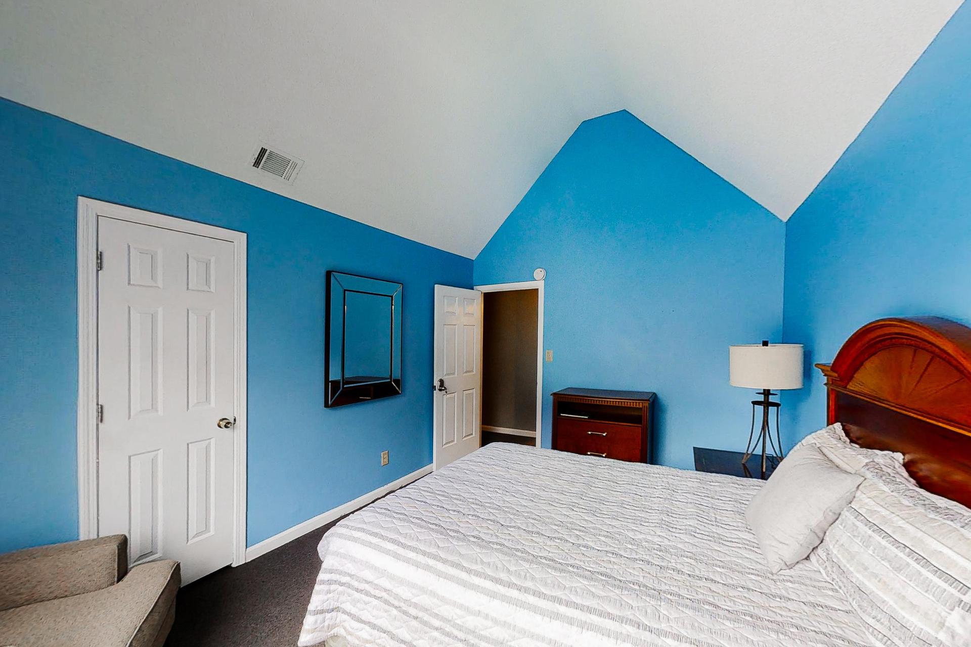 bedroom, detected: bed