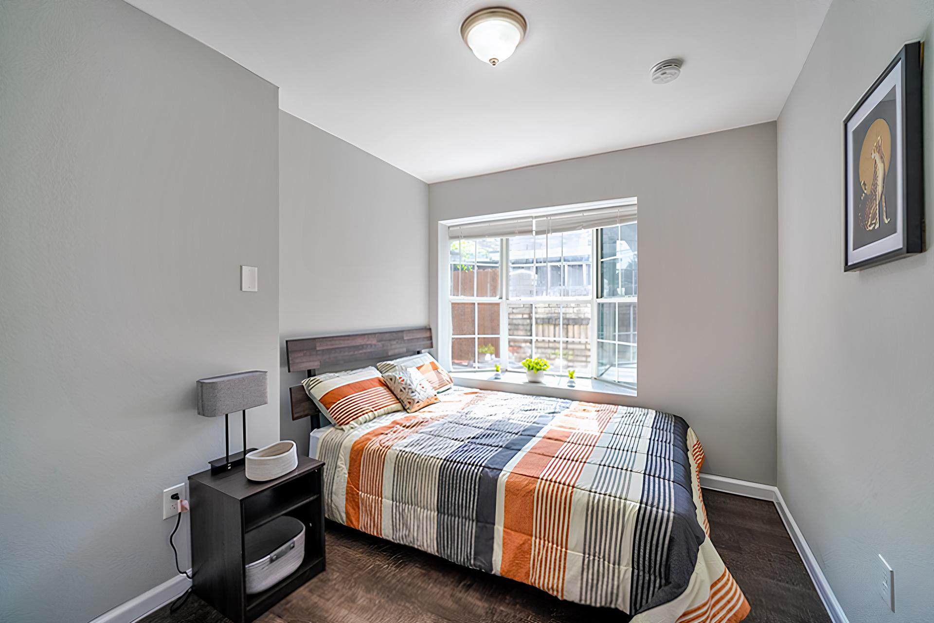 bedroom, detected: bed