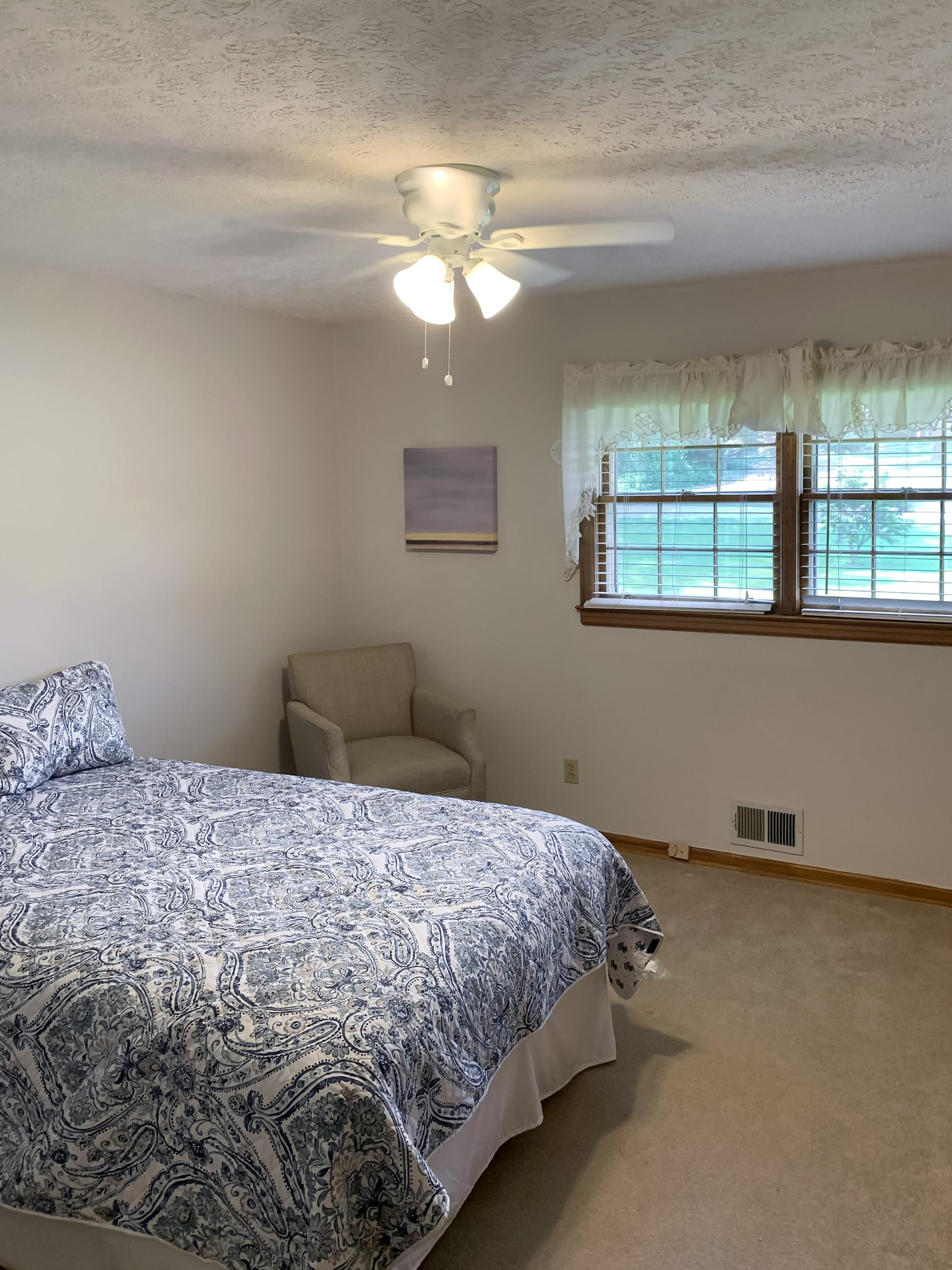 bedroom, detected: ceiling fan, window blind, bed