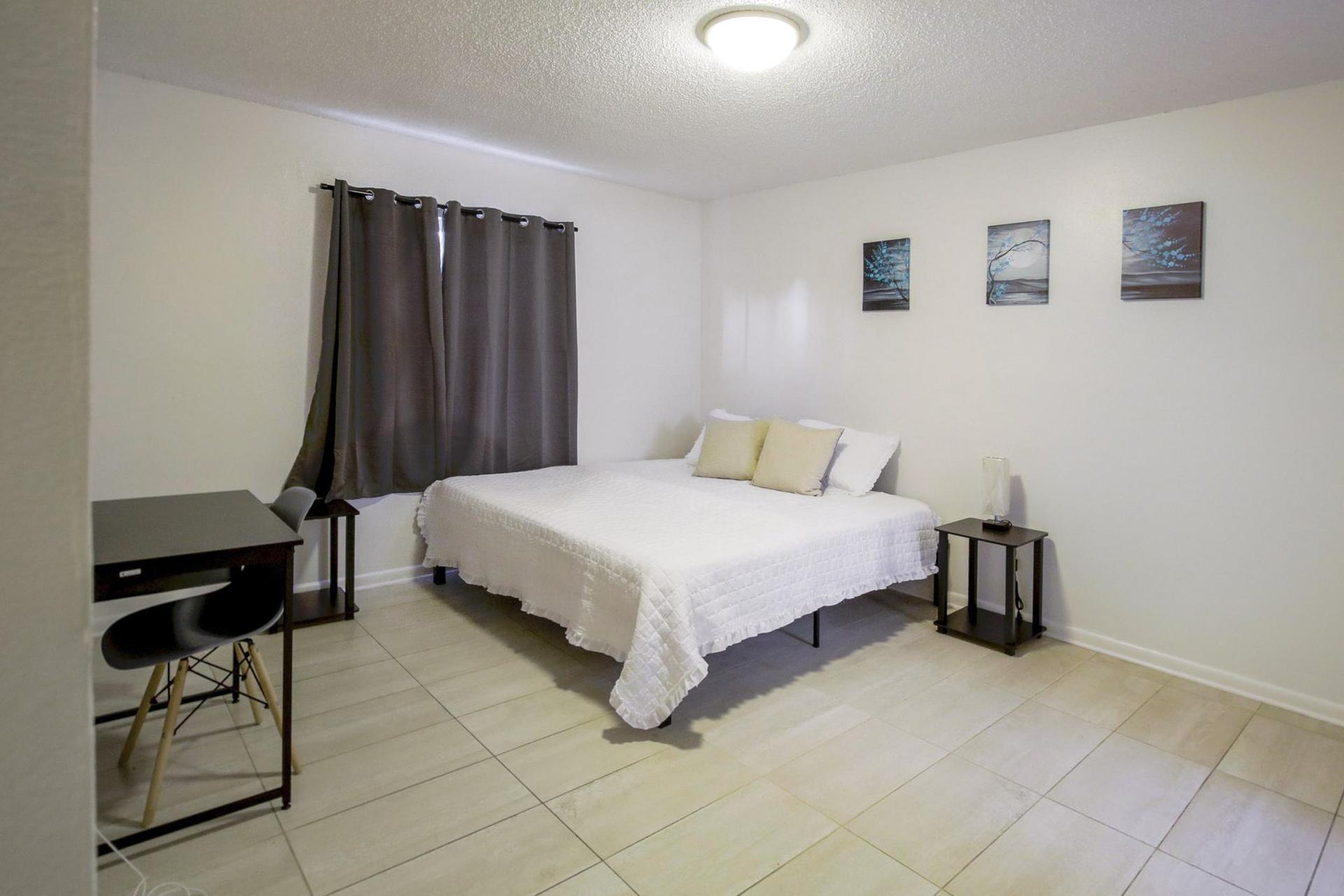 bedroom, detected: bed