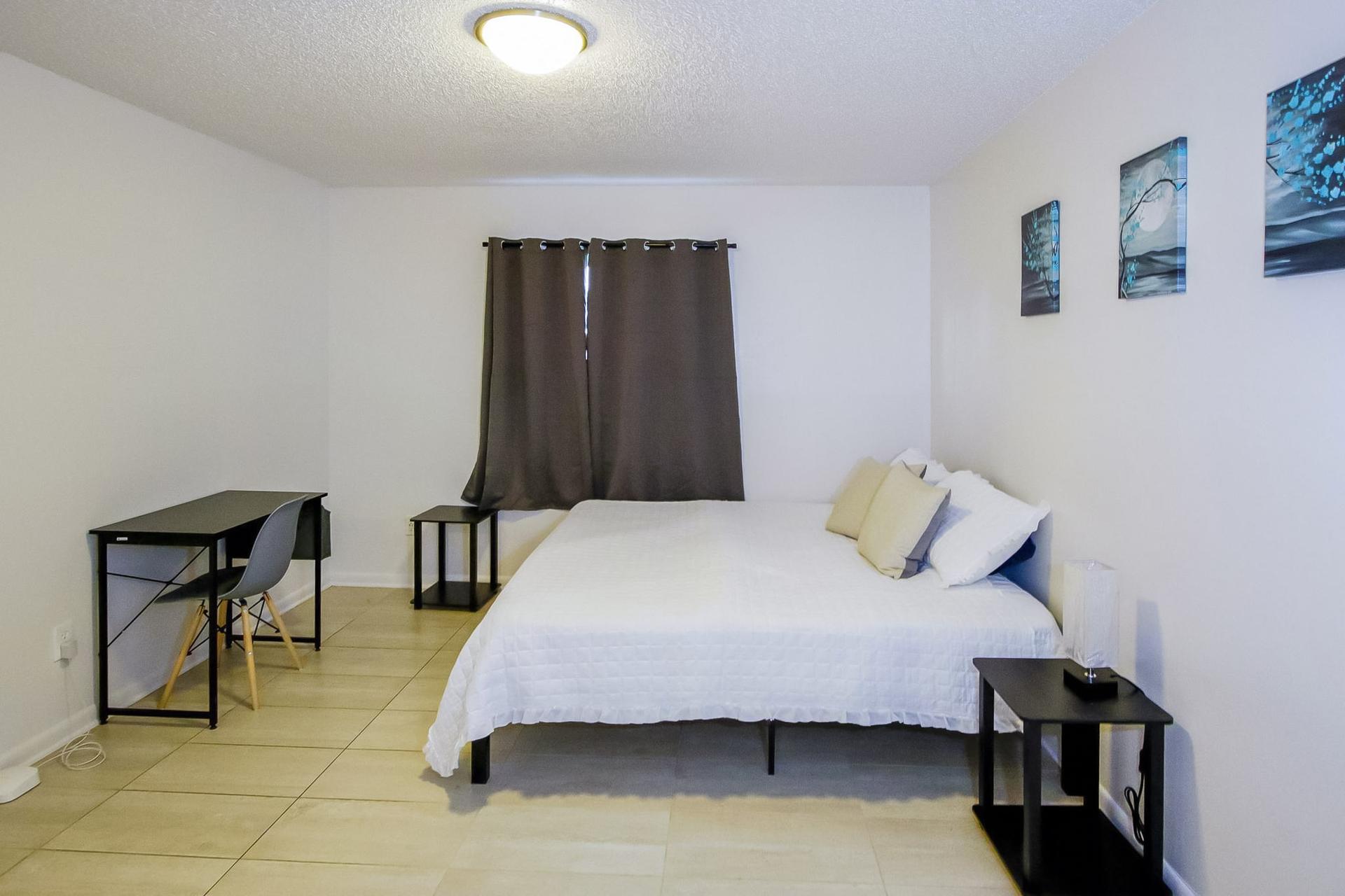 bedroom, detected: bed