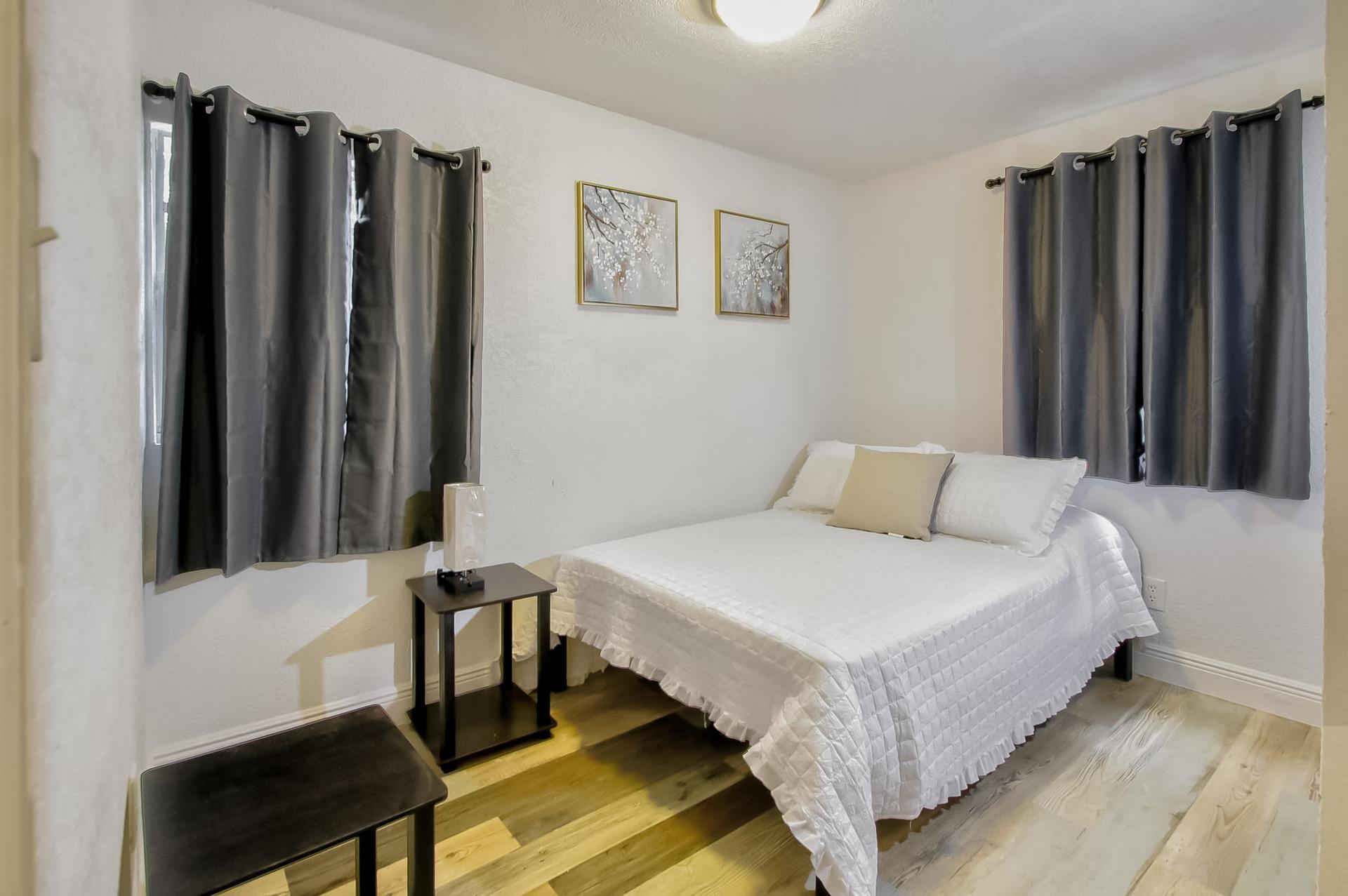 bedroom, detected: bed