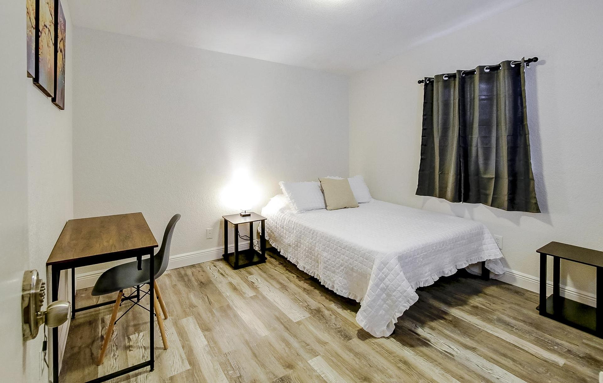 bedroom, detected: bed