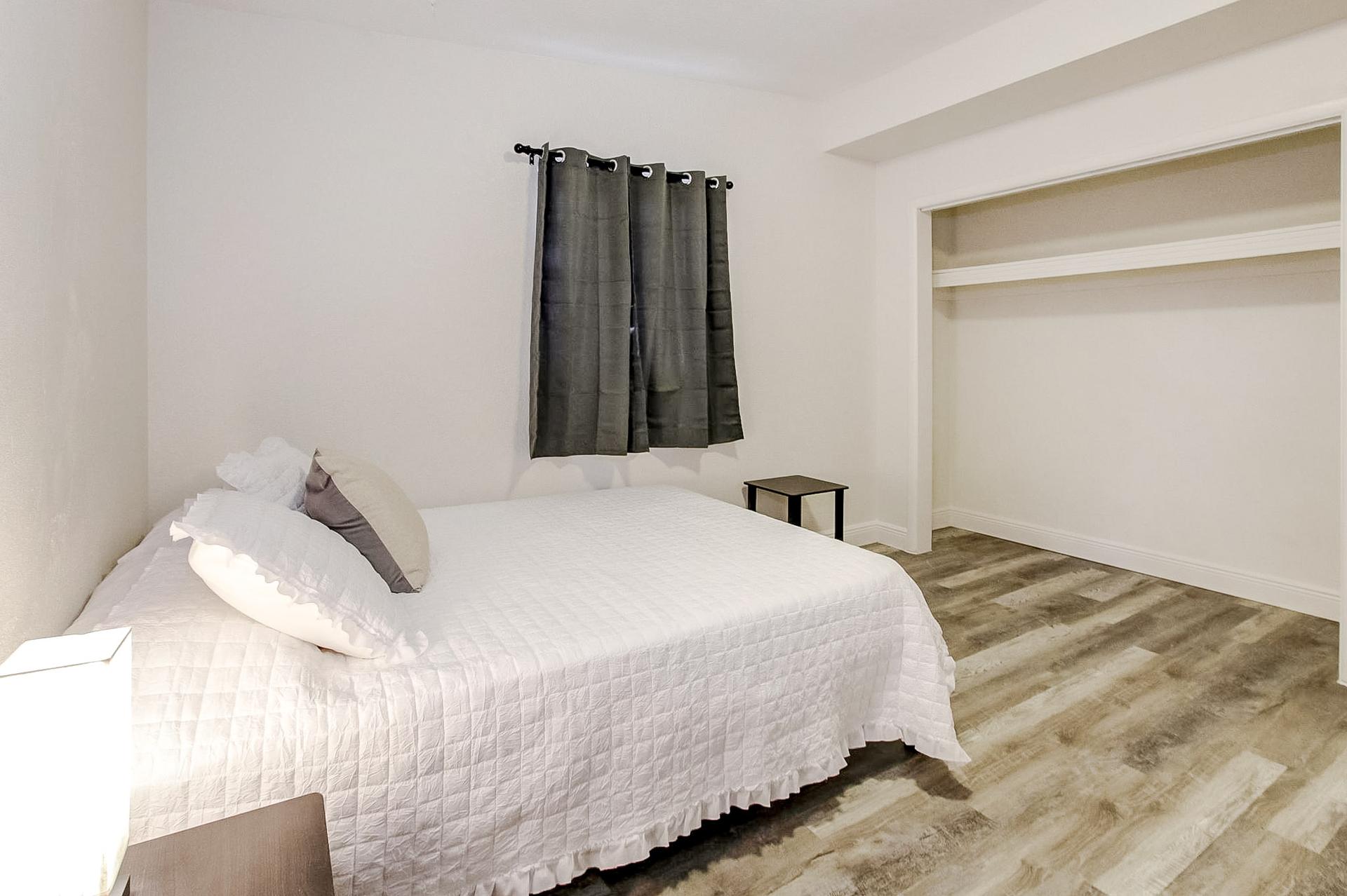 bedroom, detected: bed