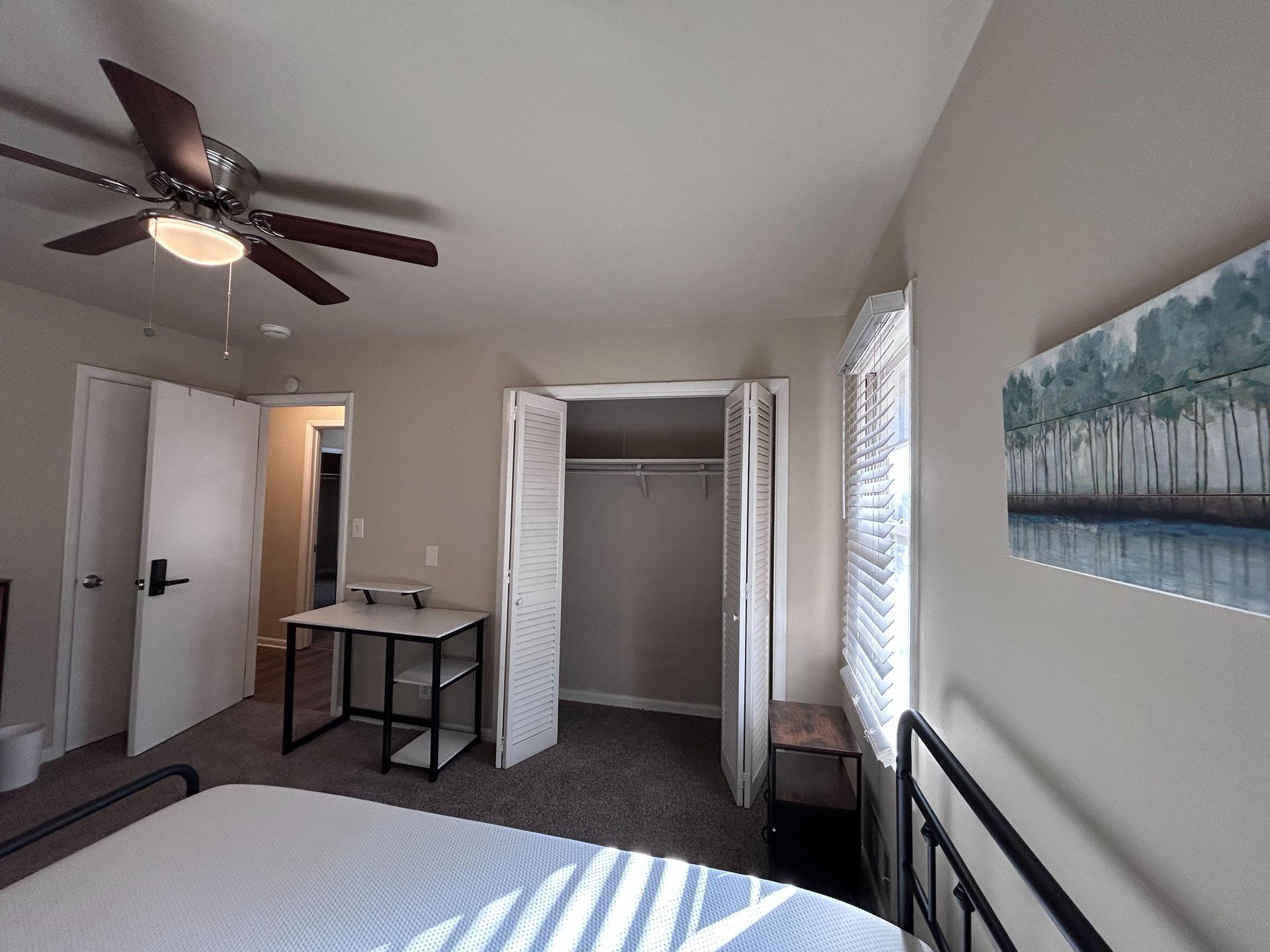 Private Room/ Bathroom with Ceiling fan