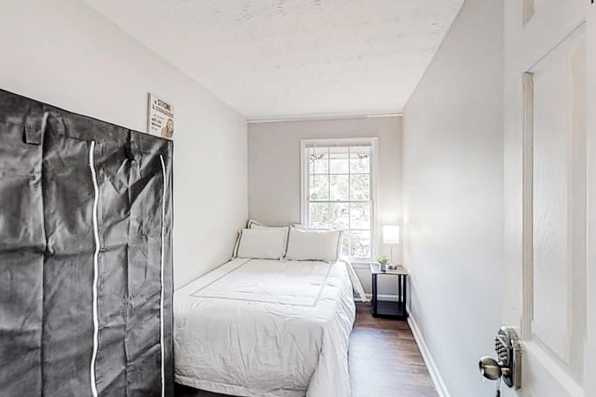 bedroom, detected: bed