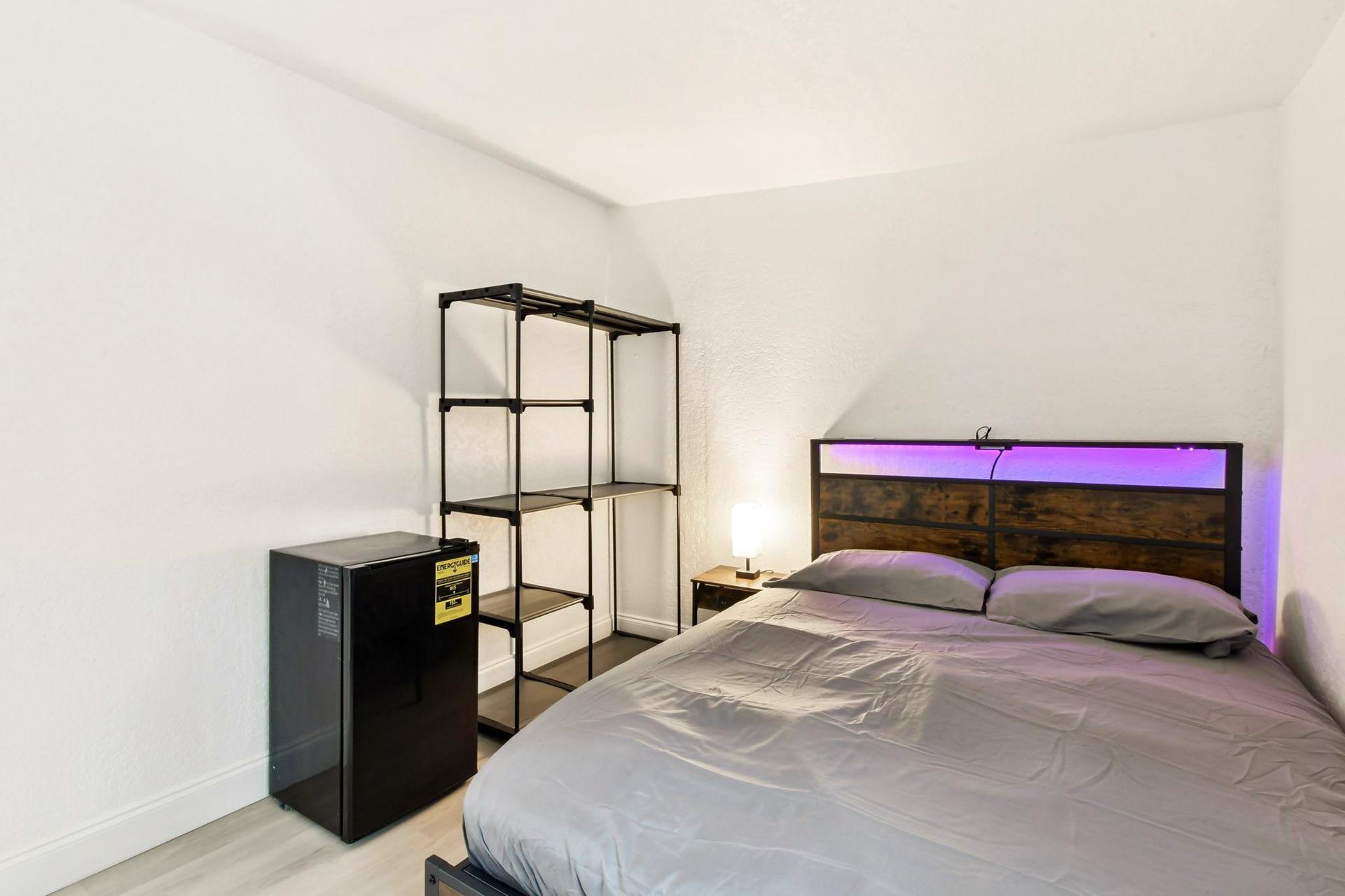 bedroom, detected:bed