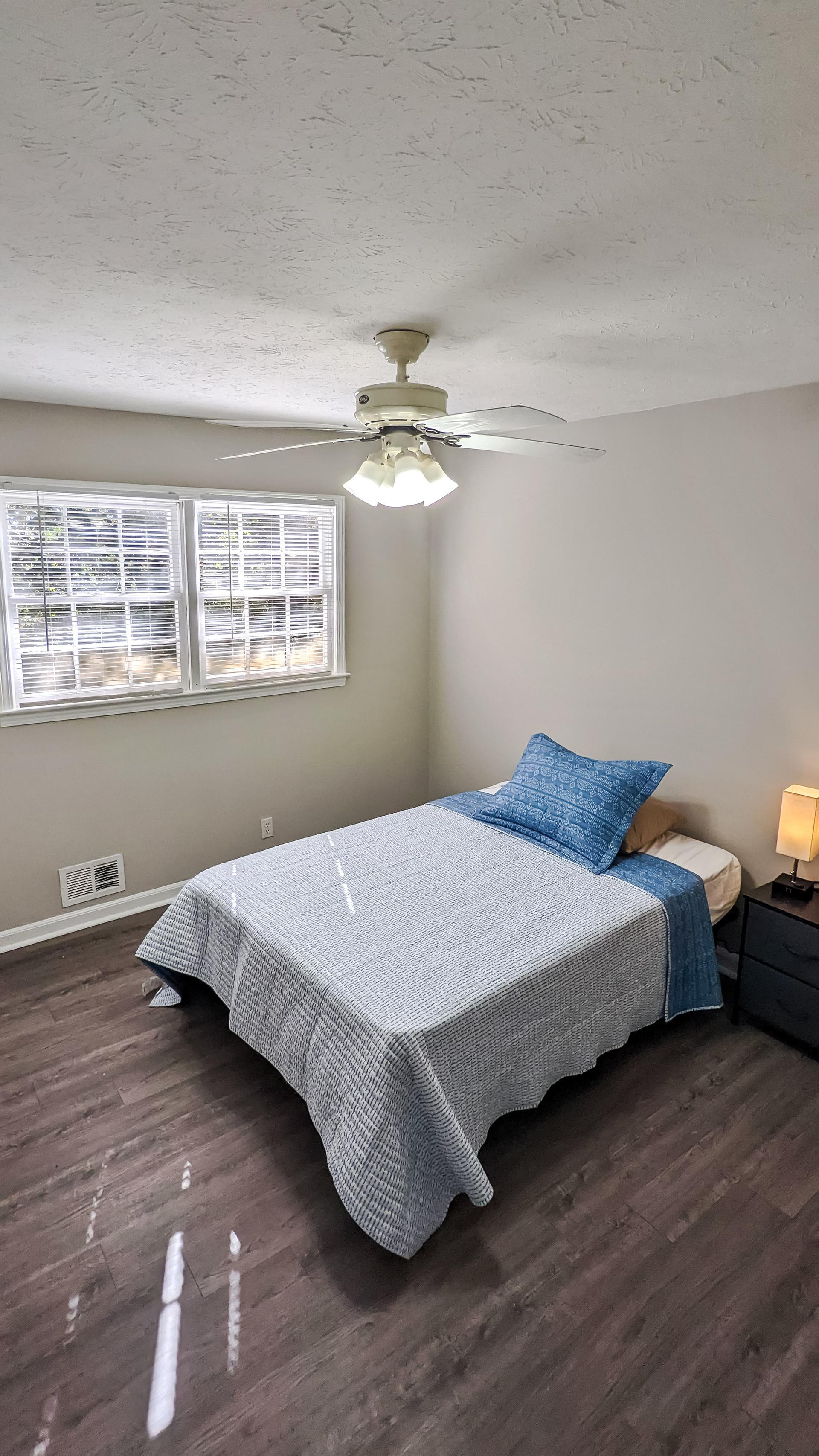 bedroom, detected: bed, ceiling fan, window blind