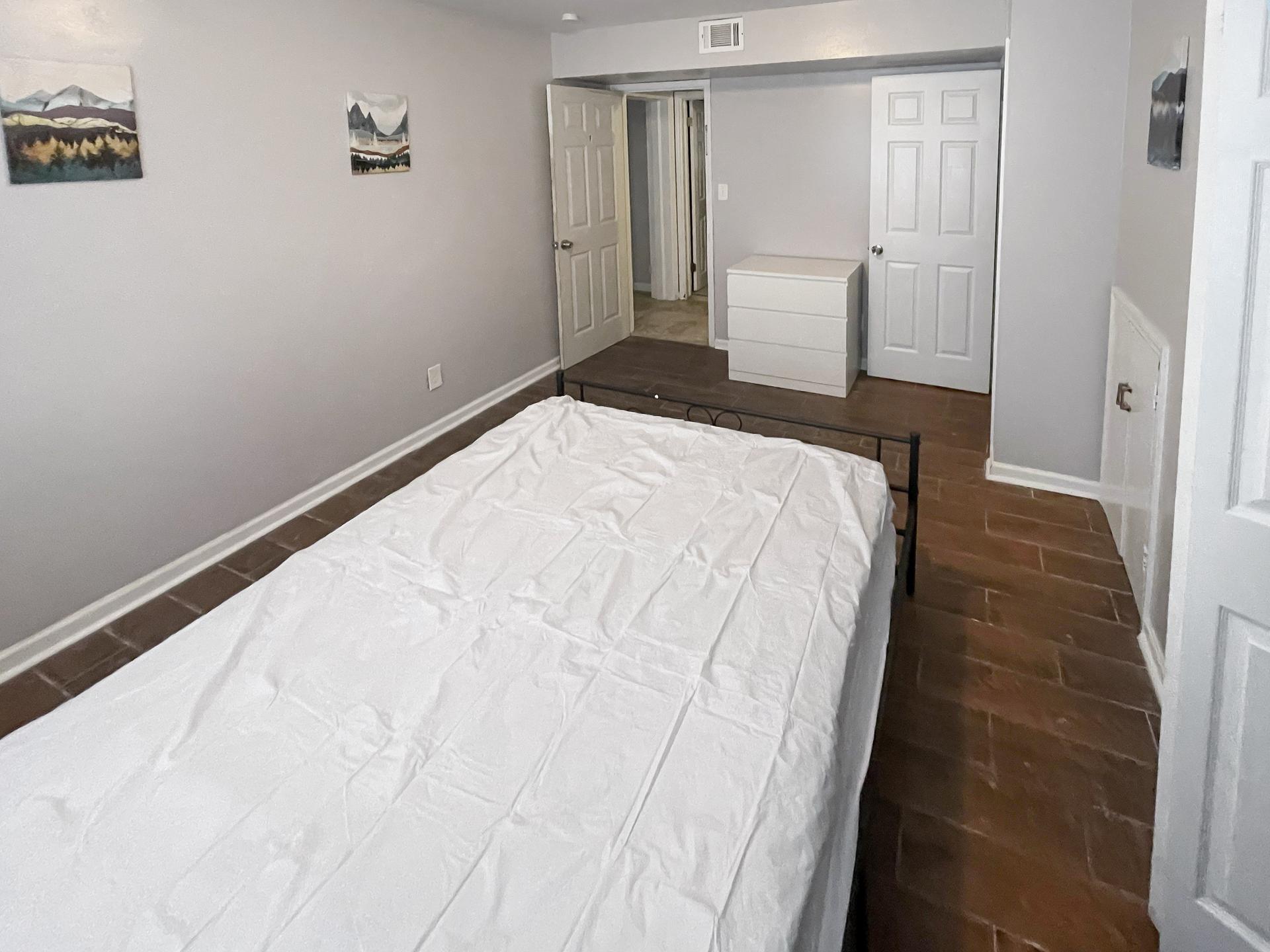 bedroom, detected: bed