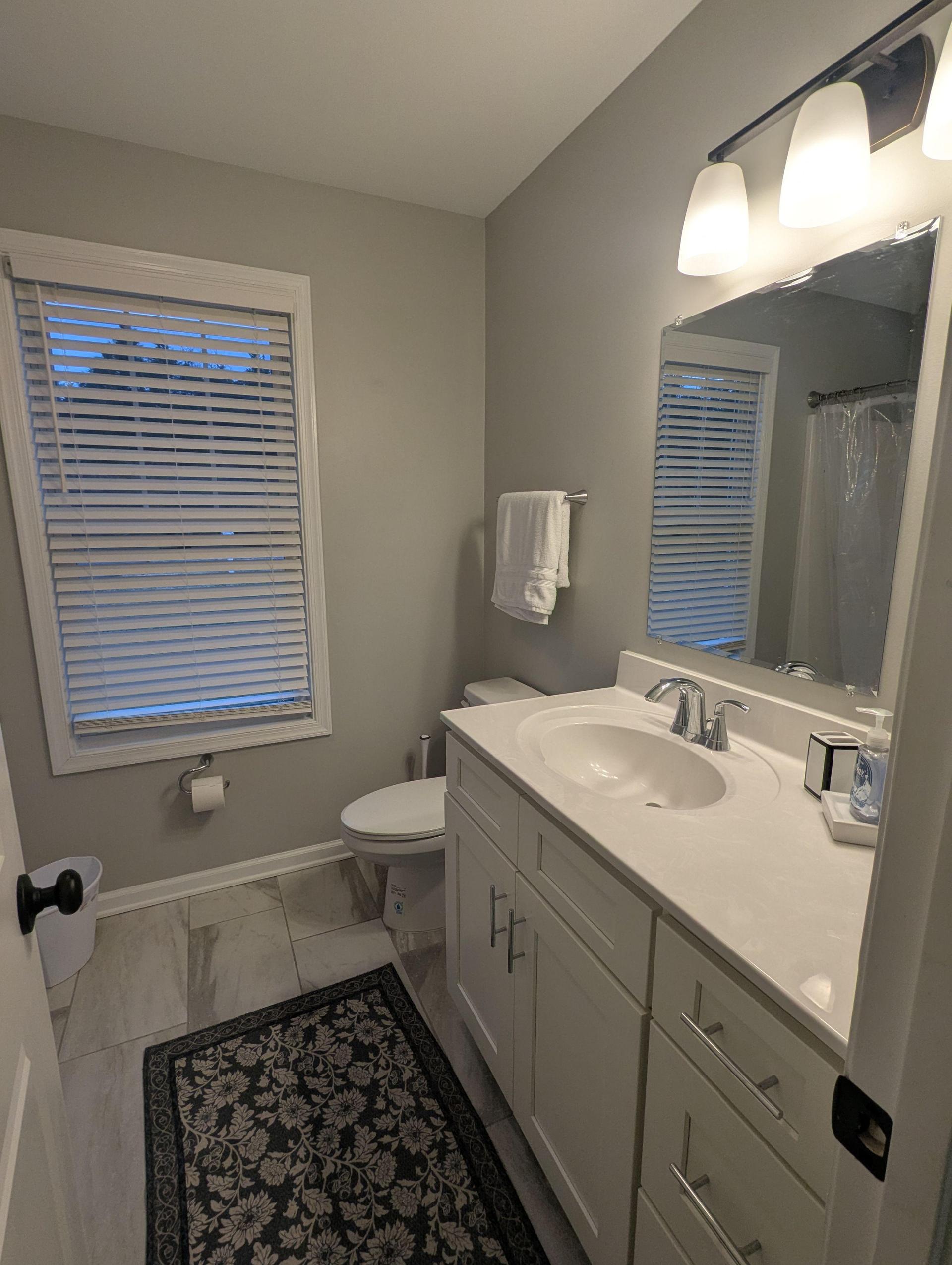 Upstairs Hall Full bathroom