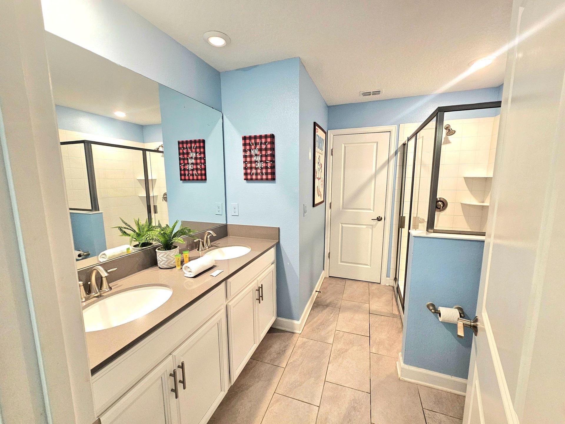 Dual sink Private bath ToyStory Room