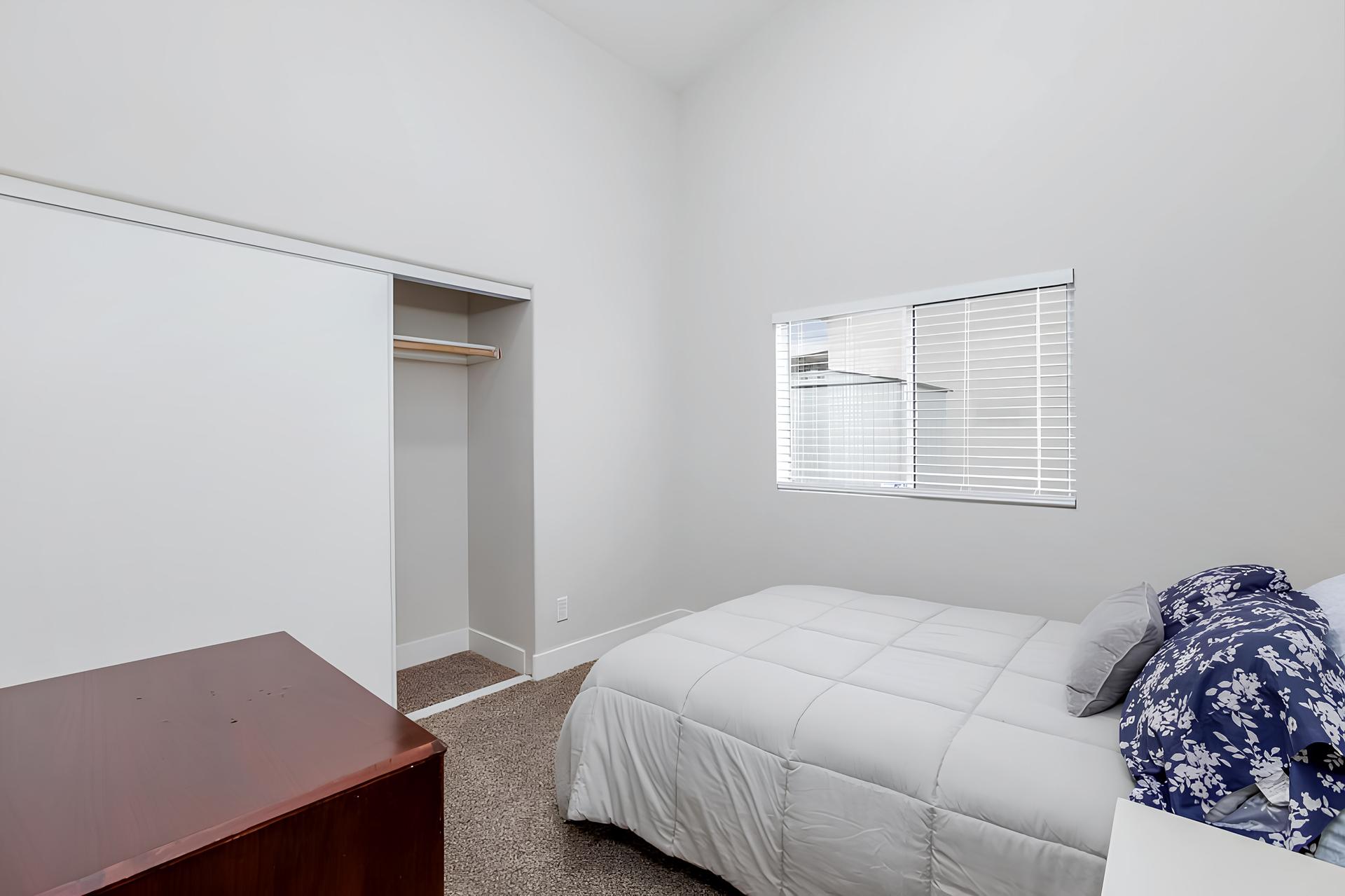 bedroom, detected:bed, window blind